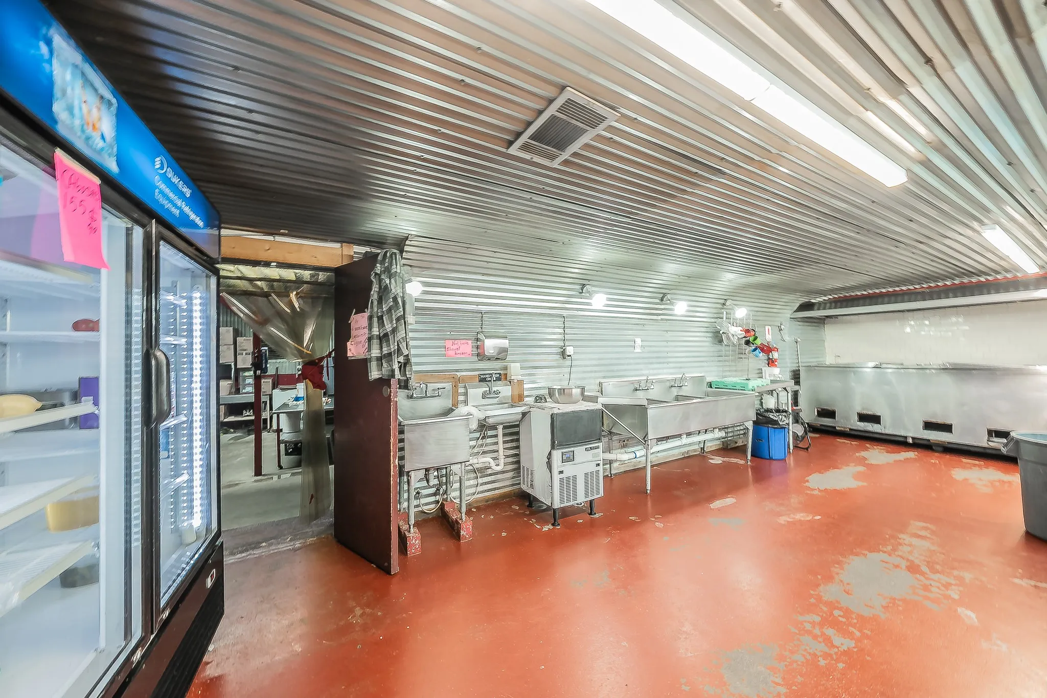 Retail For Sale in Tarrant County , 1617 25th Street, Fort Worth, Texas 76164, 0, 0, Garage spaces, 0 Sqft, built in 1954, mls#21390704, Real Estate Agent in Fort Worth, Homes For Sale in Tarrant county, Homes For Sale in Fort Worth, Realtor in Fort Worth Texas, Real Estate Brokerage Independent Realty Texas, Luminita Cordes Realtor