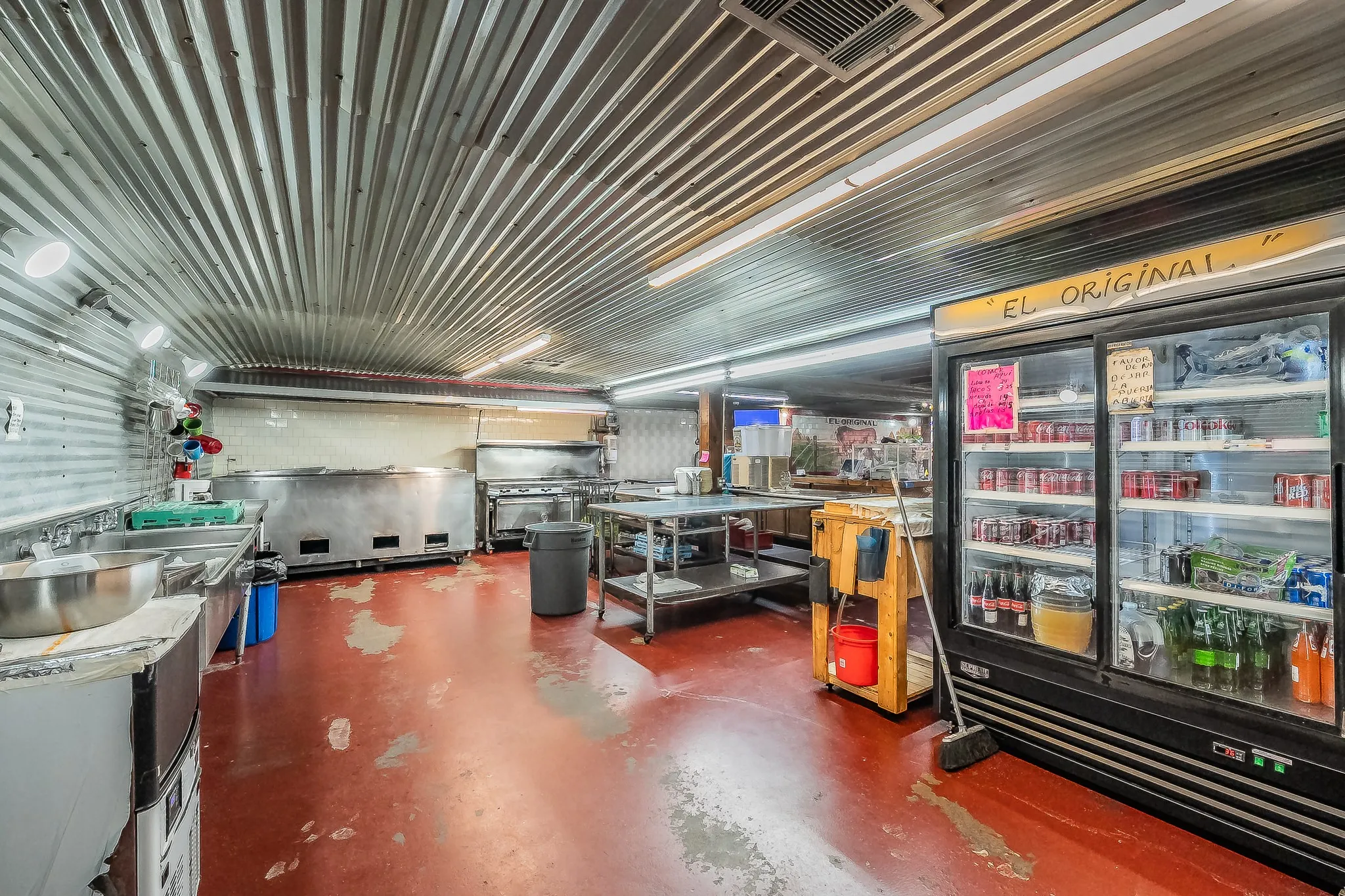 Retail For Sale in Tarrant County , 1617 25th Street, Fort Worth, Texas 76164, 0, 0, Garage spaces, 0 Sqft, built in 1954, mls#21390704, Real Estate Agent in Fort Worth, Homes For Sale in Tarrant county, Homes For Sale in Fort Worth, Realtor in Fort Worth Texas, Real Estate Brokerage Independent Realty Texas, Luminita Cordes Realtor