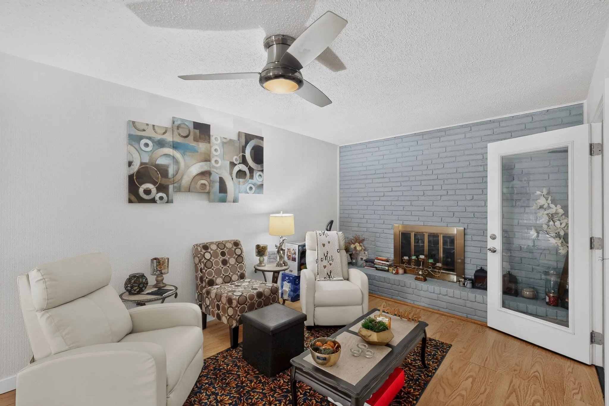 Single Family Residence For Sale in Tarrant County , 6905 Norma Street, Fort Worth, Texas 76112, 3 Bedroom, 2 Bathroom, 2 Garage spaces, 1,750 Sqft, built in 1955, mls#21404981, Real Estate Agent in Fort Worth, Homes For Sale in Tarrant county, Homes For Sale in Fort Worth, Realtor in Fort Worth Texas, Real Estate Brokerage Independent Realty Texas, Luminita Cordes Realtor