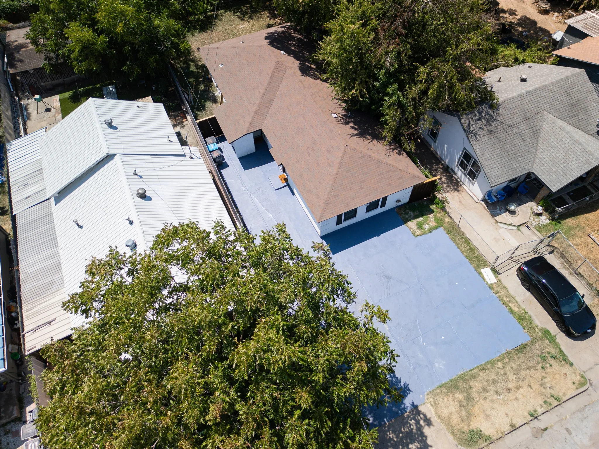 Duplex For Sale in Tarrant County , 809 Broadus Avenue, Fort Worth, Texas 76115, 4 Bedroom, 2 Bathroom, Garage spaces, 0 Sqft, built in 1982, mls#21404960, Real Estate Agent in Fort Worth, Homes For Sale in Tarrant county, Homes For Sale in Fort Worth, Realtor in Fort Worth Texas, Real Estate Brokerage Independent Realty Texas, Luminita Cordes Realtor