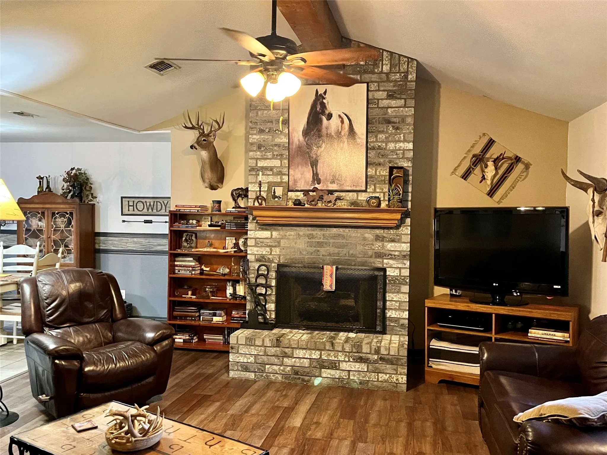 Single Family Residence For Sale in Erath County , 947 County Road 239a, Hico, Texas 76457, 3 Bedroom, 2 Bathroom, Garage spaces, 2,210 Sqft, built in 1996, mls#21405030, Real Estate Agent in Hico, Homes For Sale in Erath county, Homes For Sale in Hico, Realtor in Hico Texas, Real Estate Brokerage Independent Realty Texas, Luminita Cordes Realtor
