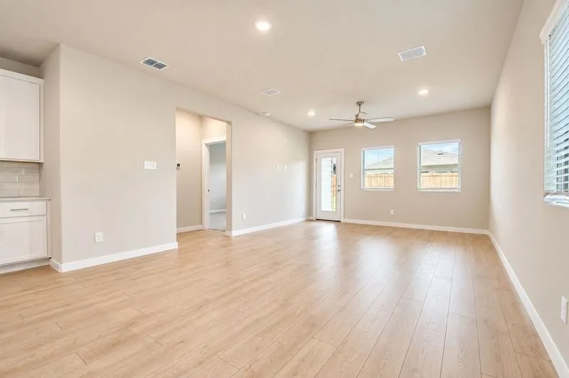 Single Family Residence For Rent in Collin County , 808 Knox River Drive, Princeton, Texas 75071, 4 Bedroom, 3 Bathroom, 2 Garage spaces, 2,068 Sqft, built in 2026, mls#21381213, Real Estate Agent in Princeton, Homes For Rent in Collin county, Homes For Rent in Princeton, Realtor in Princeton Texas, Real Estate Brokerage Independent Realty Texas, Luminita Cordes Realtor