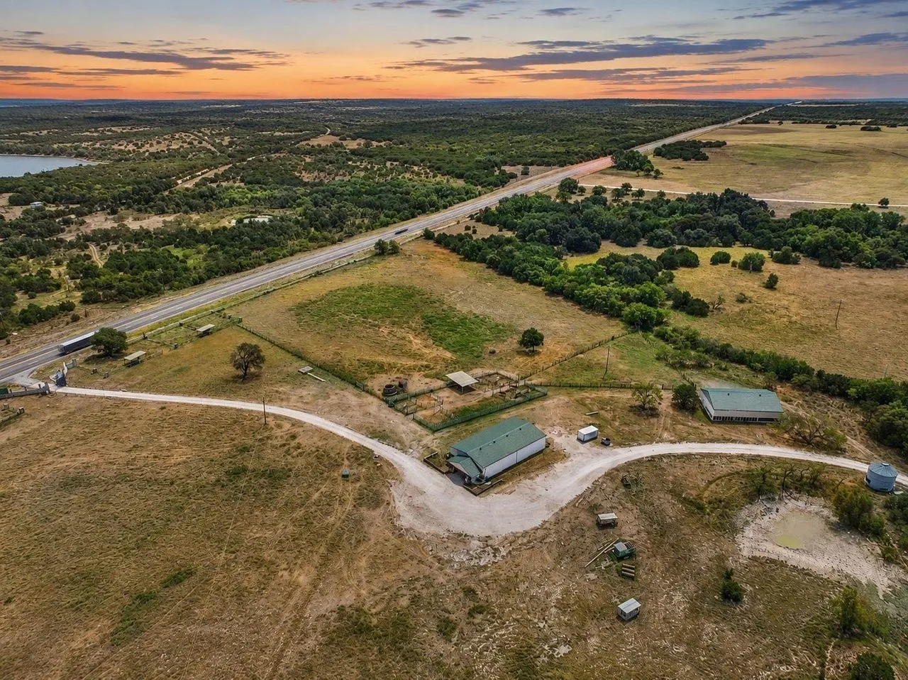 Farm For Sale in Bosque County , 10771 Highway 6, Meridian, Texas 76665, 6 Bedroom, 7 Bathroom, Garage spaces, 12,822 Sqft, built in 1999, mls#21404254, Real Estate Agent in Meridian, Homes For Sale in Bosque county, Homes For Sale in Meridian, Realtor in Meridian Texas, Real Estate Brokerage Independent Realty Texas, Luminita Cordes Realtor