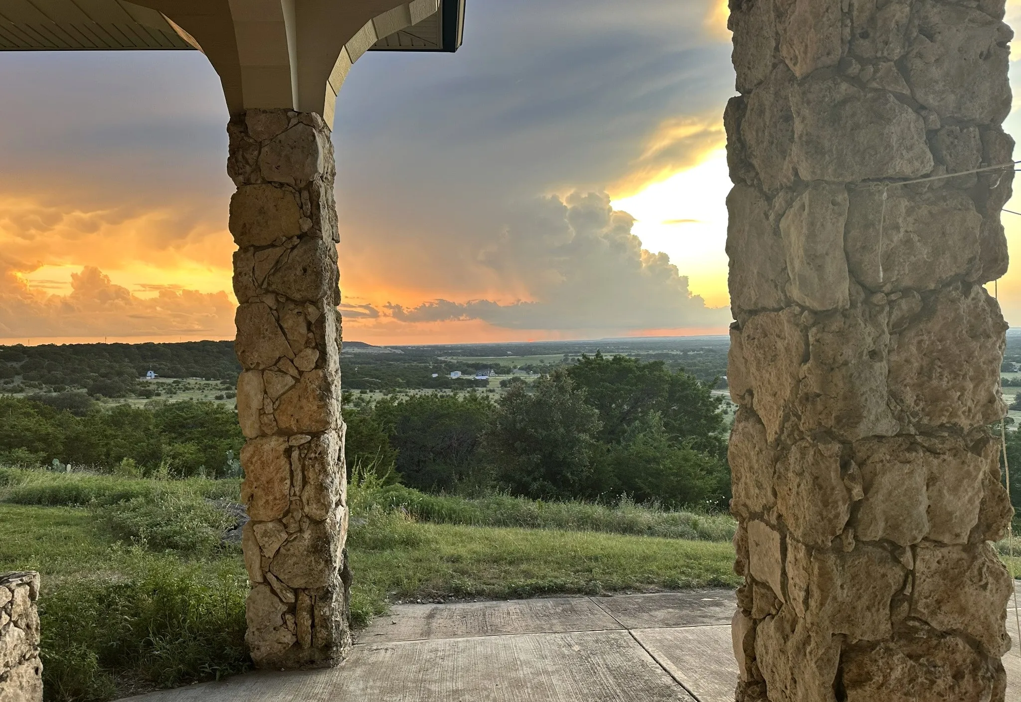 Farm For Sale in Bosque County , 10771 Highway 6, Meridian, Texas 76665, 6 Bedroom, 7 Bathroom, Garage spaces, 12,822 Sqft, built in 1999, mls#21404254, Real Estate Agent in Meridian, Homes For Sale in Bosque county, Homes For Sale in Meridian, Realtor in Meridian Texas, Real Estate Brokerage Independent Realty Texas, Luminita Cordes Realtor