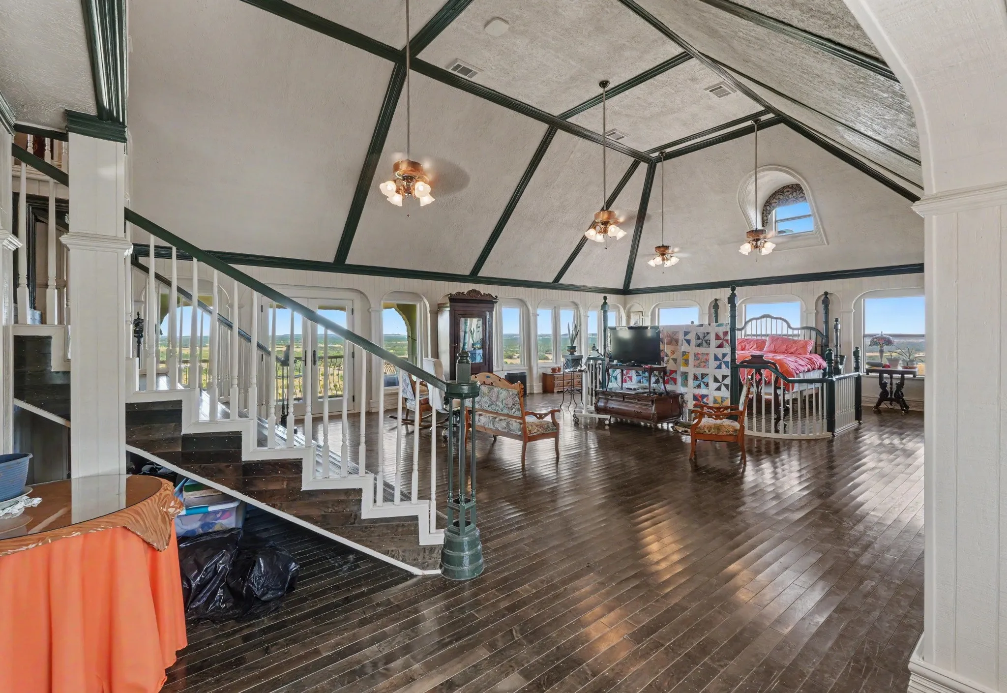 Farm For Sale in Bosque County , 10771 Highway 6, Meridian, Texas 76665, 6 Bedroom, 7 Bathroom, Garage spaces, 12,822 Sqft, built in 1999, mls#21404254, Real Estate Agent in Meridian, Homes For Sale in Bosque county, Homes For Sale in Meridian, Realtor in Meridian Texas, Real Estate Brokerage Independent Realty Texas, Luminita Cordes Realtor