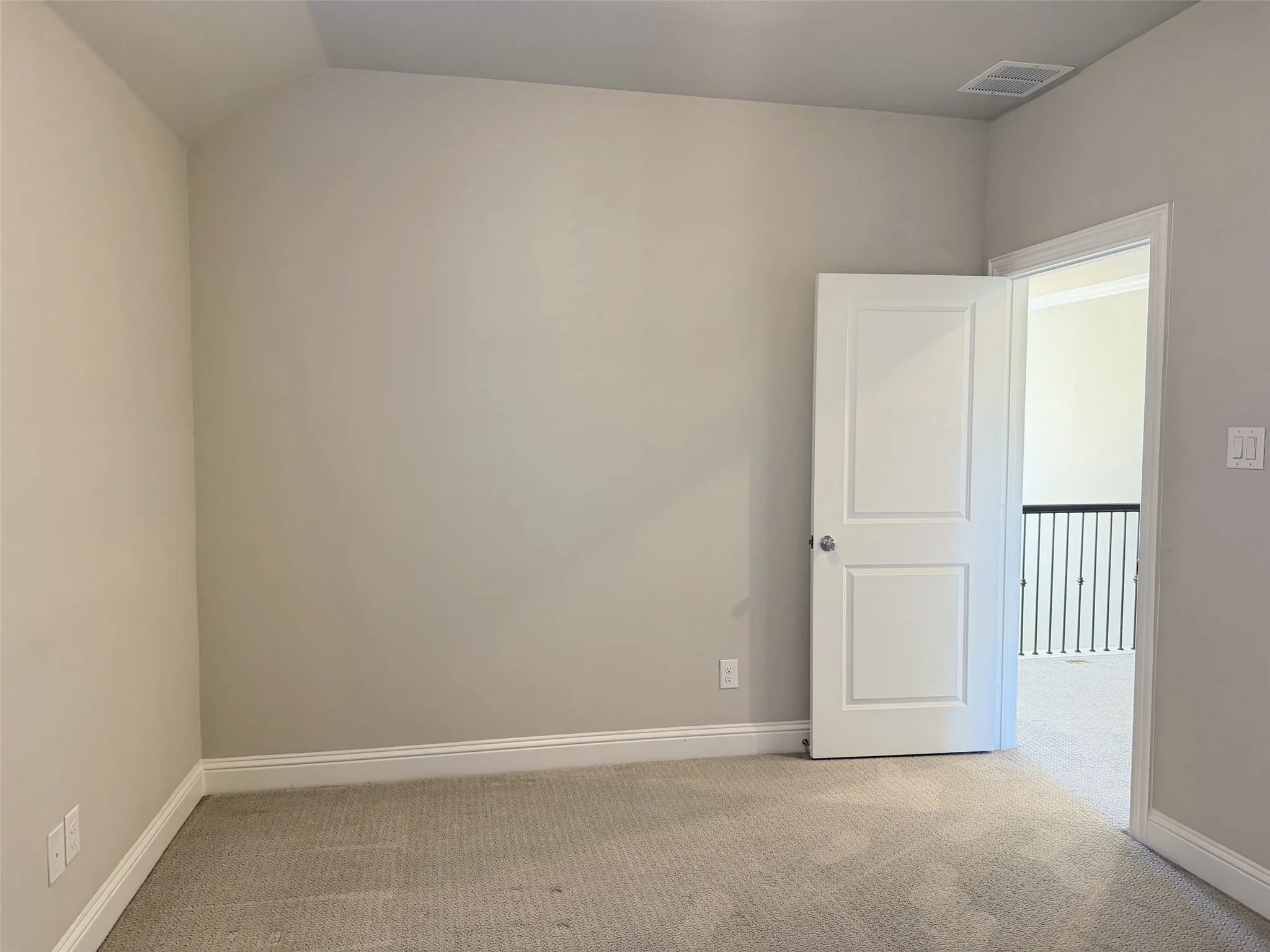 Single Family Residence For Rent in Denton County , 4704 Hammerstein Boulevard, Denton, Texas 76210, 4 Bedroom, 4 Bathroom, 2 Garage spaces, 2,537 Sqft, built in 2022, mls#21404642, Real Estate Agent in Denton, Homes For Rent in Denton county, Homes For Rent in Denton, Realtor in Denton Texas, Real Estate Brokerage Independent Realty Texas, Luminita Cordes Realtor