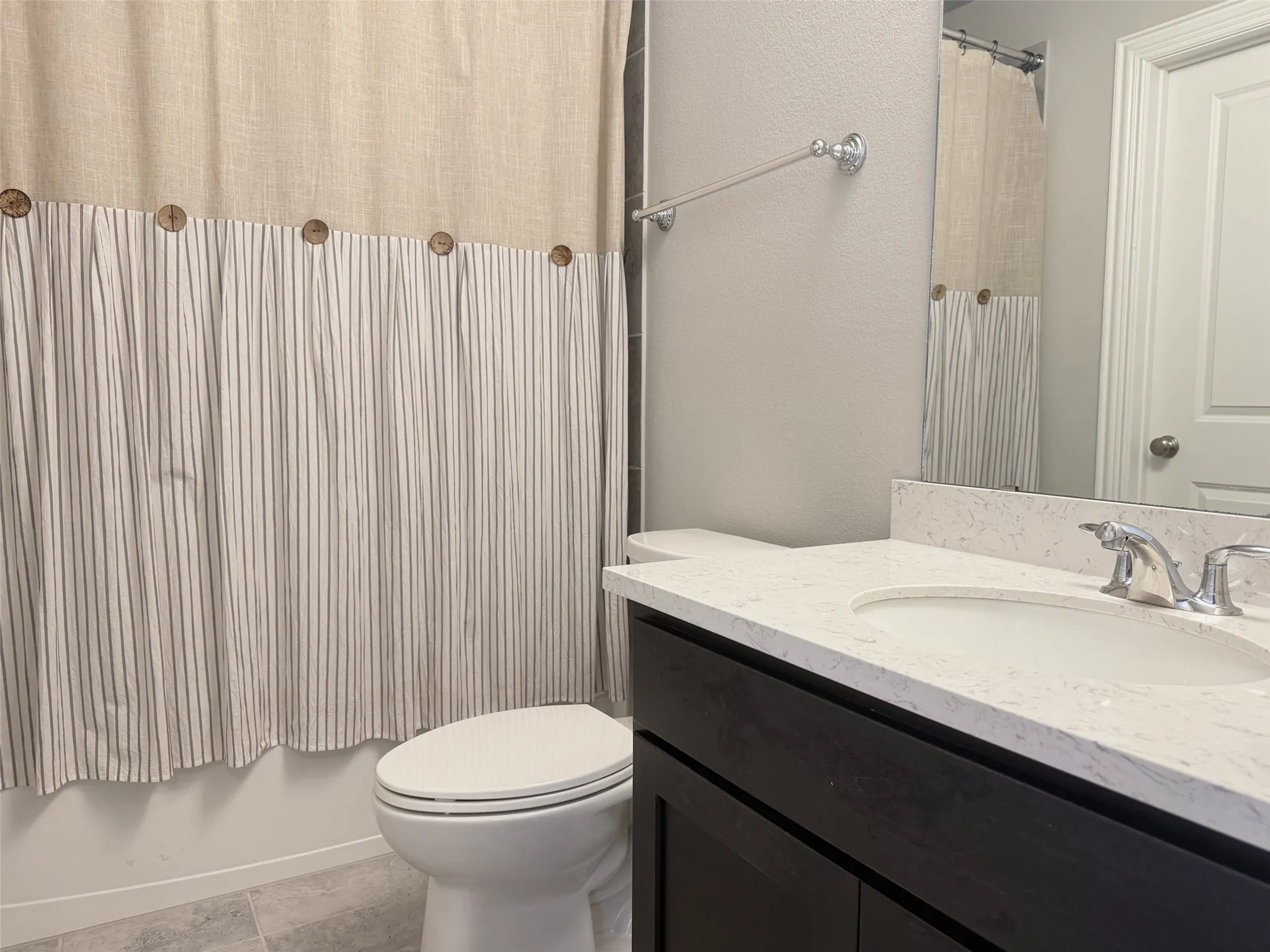 Single Family Residence For Rent in Denton County , 4704 Hammerstein Boulevard, Denton, Texas 76210, 4 Bedroom, 4 Bathroom, 2 Garage spaces, 2,537 Sqft, built in 2022, mls#21404642, Real Estate Agent in Denton, Homes For Rent in Denton county, Homes For Rent in Denton, Realtor in Denton Texas, Real Estate Brokerage Independent Realty Texas, Luminita Cordes Realtor