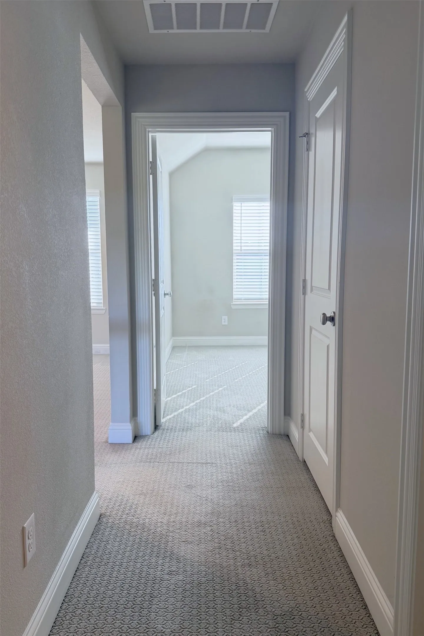 Single Family Residence For Rent in Denton County , 4704 Hammerstein Boulevard, Denton, Texas 76210, 4 Bedroom, 4 Bathroom, 2 Garage spaces, 2,537 Sqft, built in 2022, mls#21404642, Real Estate Agent in Denton, Homes For Rent in Denton county, Homes For Rent in Denton, Realtor in Denton Texas, Real Estate Brokerage Independent Realty Texas, Luminita Cordes Realtor