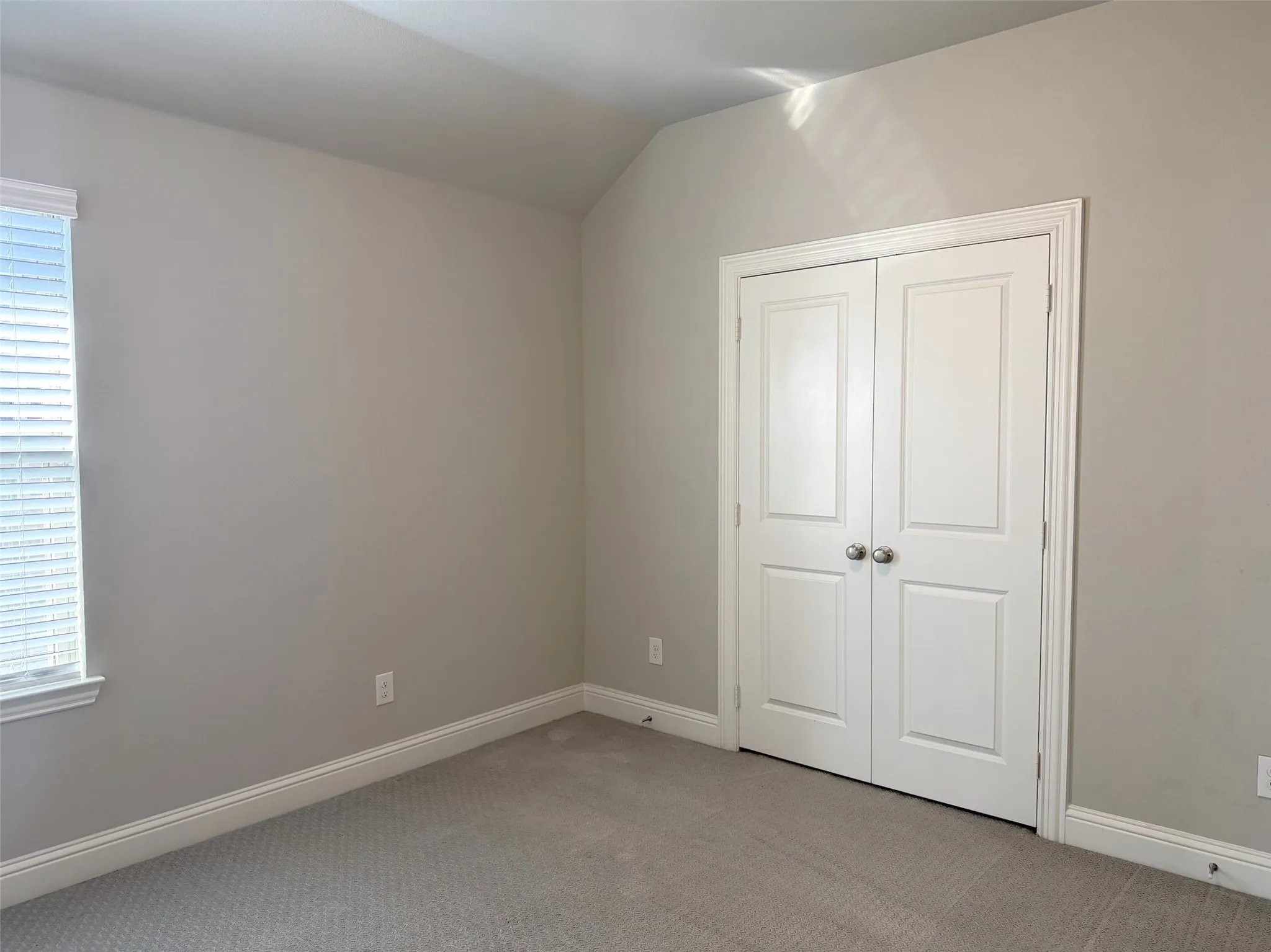 Single Family Residence For Rent in Denton County , 4704 Hammerstein Boulevard, Denton, Texas 76210, 4 Bedroom, 4 Bathroom, 2 Garage spaces, 2,537 Sqft, built in 2022, mls#21404642, Real Estate Agent in Denton, Homes For Rent in Denton county, Homes For Rent in Denton, Realtor in Denton Texas, Real Estate Brokerage Independent Realty Texas, Luminita Cordes Realtor