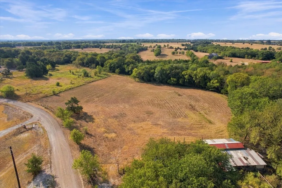Unimproved Land For Sale in Fannin County , 435 County Road 4446, Whitewright, Texas 75491, 0, 0, Garage spaces, 0 Sqft, built in 2000, mls#21404335, Real Estate Agent in Whitewright, Homes For Sale in Fannin county, Homes For Sale in Whitewright, Realtor in Whitewright Texas, Real Estate Brokerage Independent Realty Texas, Luminita Cordes Realtor