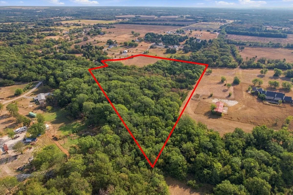 Unimproved Land For Sale in Fannin County , 435 County Road 4446, Whitewright, Texas 75491, 0, 0, Garage spaces, 0 Sqft, built in 2000, mls#21404335, Real Estate Agent in Whitewright, Homes For Sale in Fannin county, Homes For Sale in Whitewright, Realtor in Whitewright Texas, Real Estate Brokerage Independent Realty Texas, Luminita Cordes Realtor