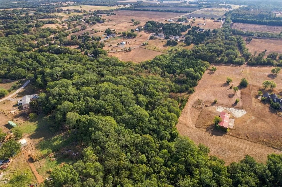 Unimproved Land For Sale in Fannin County , 435 County Road 4446, Whitewright, Texas 75491, 0, 0, Garage spaces, 0 Sqft, built in 2000, mls#21404335, Real Estate Agent in Whitewright, Homes For Sale in Fannin county, Homes For Sale in Whitewright, Realtor in Whitewright Texas, Real Estate Brokerage Independent Realty Texas, Luminita Cordes Realtor
