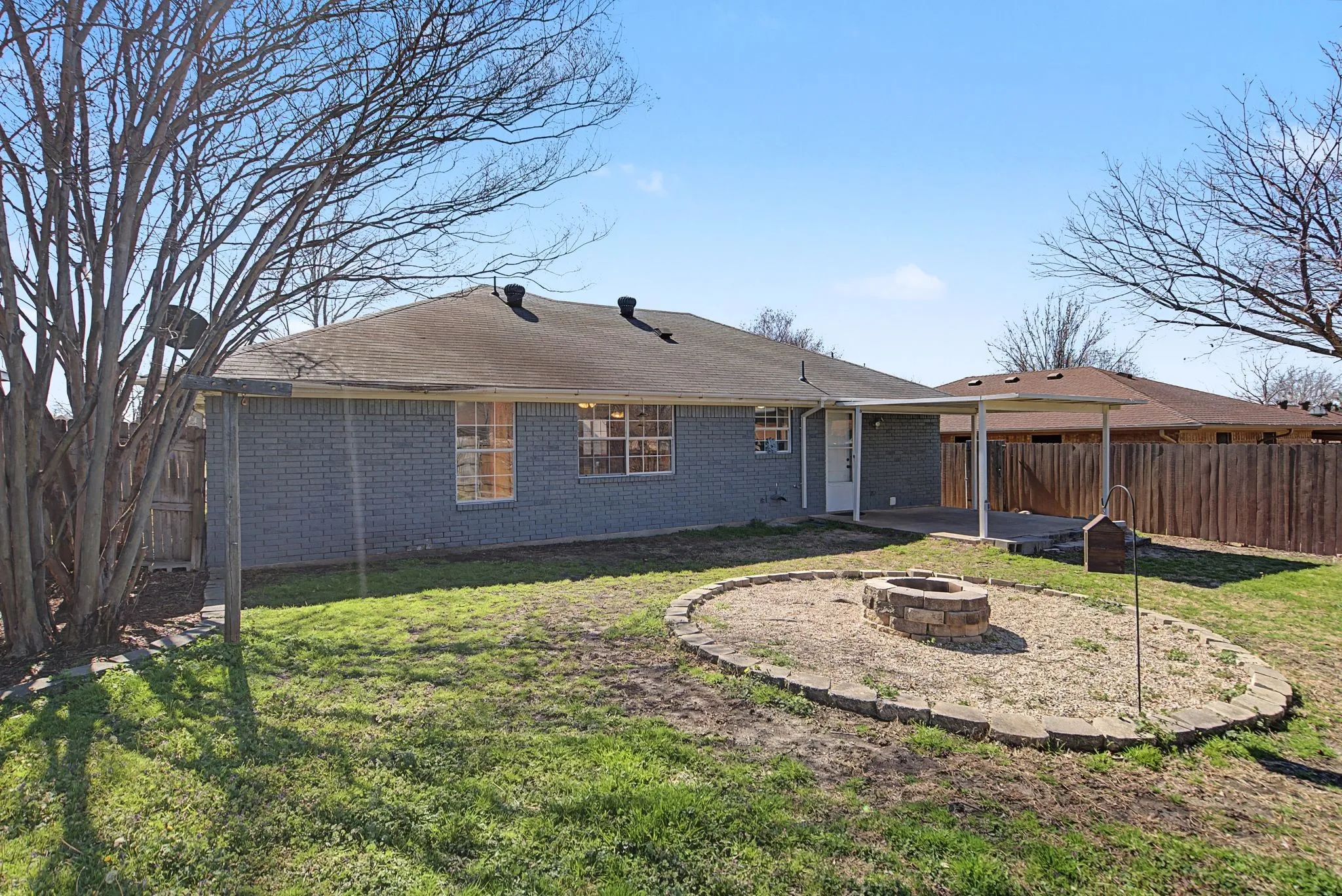 Single Family Residence For Rent in Collin County , 114 Prairie Creek Circle, Princeton, Texas 75407, 3 Bedroom, 1 Bathroom, Garage spaces, 1,043 Sqft, built in 1994, mls#21405036, Real Estate Agent in Princeton, Homes For Rent in Collin county, Homes For Rent in Princeton, Realtor in Princeton Texas, Real Estate Brokerage Independent Realty Texas, Luminita Cordes Realtor