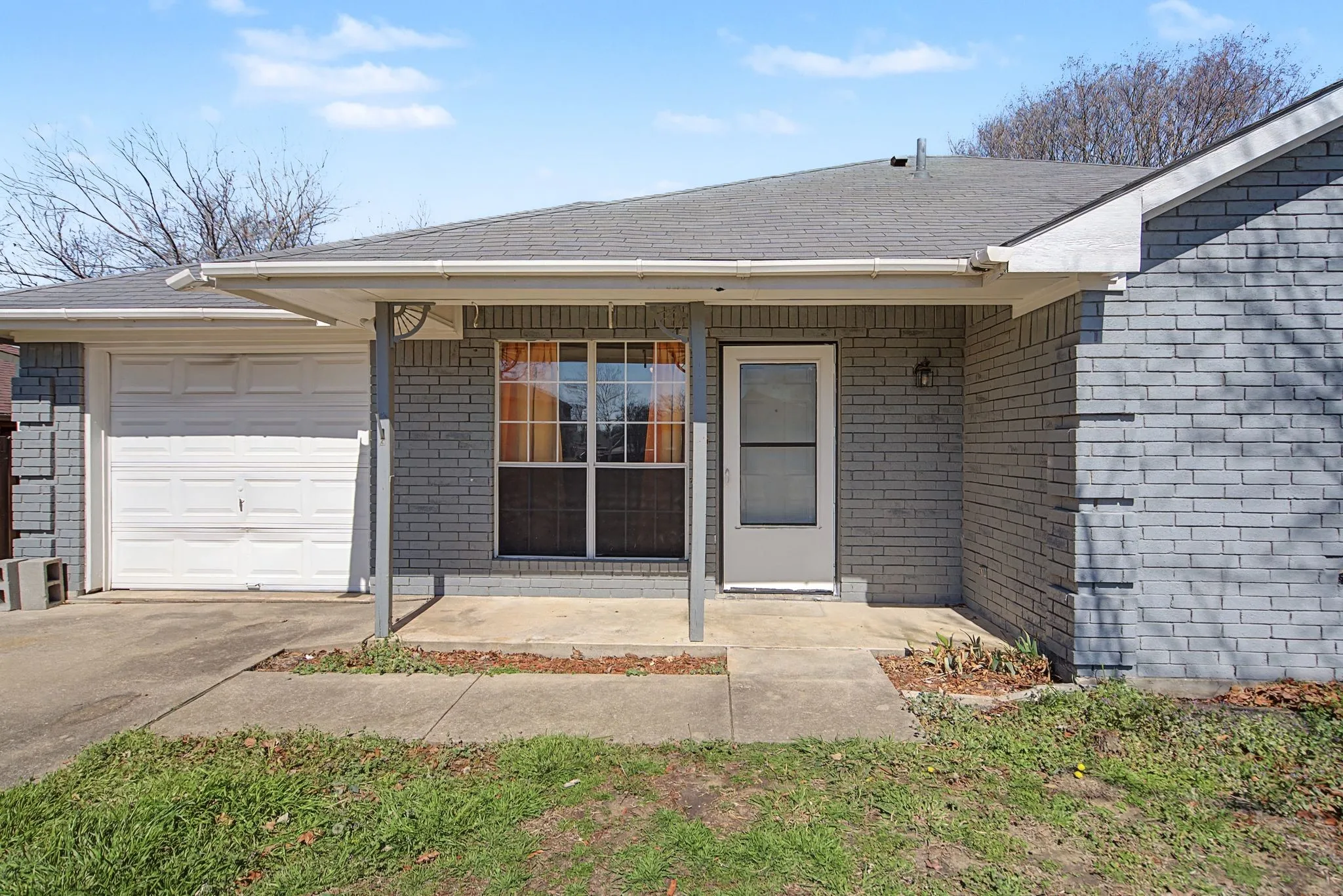 Single Family Residence For Rent in Collin County , 114 Prairie Creek Circle, Princeton, Texas 75407, 3 Bedroom, 1 Bathroom, Garage spaces, 1,043 Sqft, built in 1994, mls#21405036, Real Estate Agent in Princeton, Homes For Rent in Collin county, Homes For Rent in Princeton, Realtor in Princeton Texas, Real Estate Brokerage Independent Realty Texas, Luminita Cordes Realtor