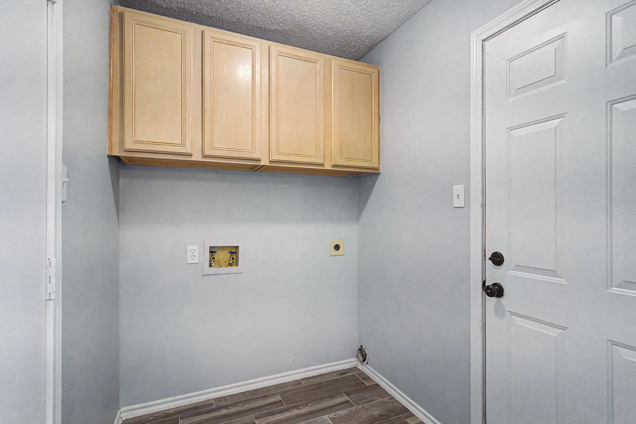 Single Family Residence For Rent in Collin County , 114 Prairie Creek Circle, Princeton, Texas 75407, 3 Bedroom, 1 Bathroom, Garage spaces, 1,043 Sqft, built in 1994, mls#21405036, Real Estate Agent in Princeton, Homes For Rent in Collin county, Homes For Rent in Princeton, Realtor in Princeton Texas, Real Estate Brokerage Independent Realty Texas, Luminita Cordes Realtor