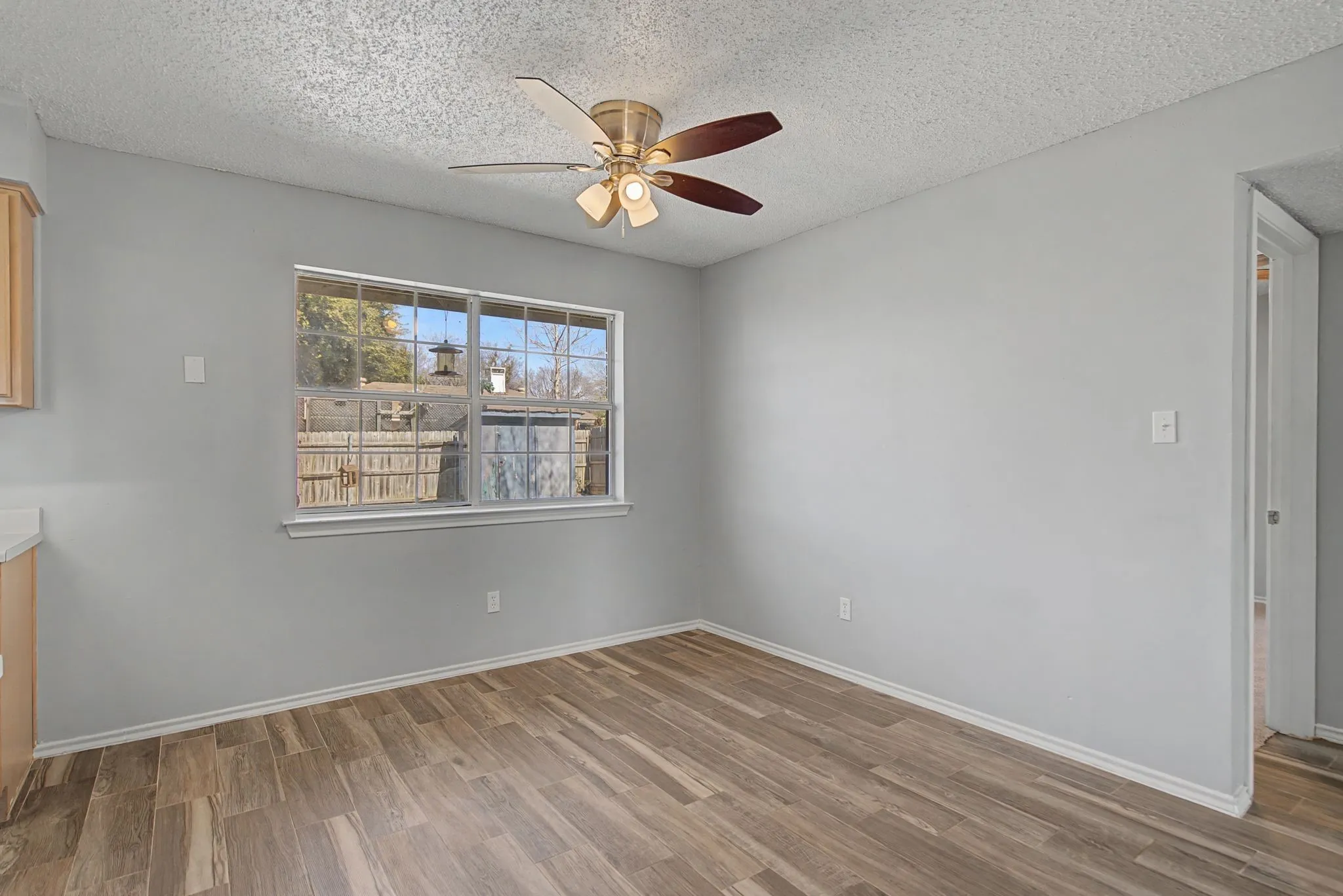 Single Family Residence For Rent in Collin County , 114 Prairie Creek Circle, Princeton, Texas 75407, 3 Bedroom, 1 Bathroom, Garage spaces, 1,043 Sqft, built in 1994, mls#21405036, Real Estate Agent in Princeton, Homes For Rent in Collin county, Homes For Rent in Princeton, Realtor in Princeton Texas, Real Estate Brokerage Independent Realty Texas, Luminita Cordes Realtor