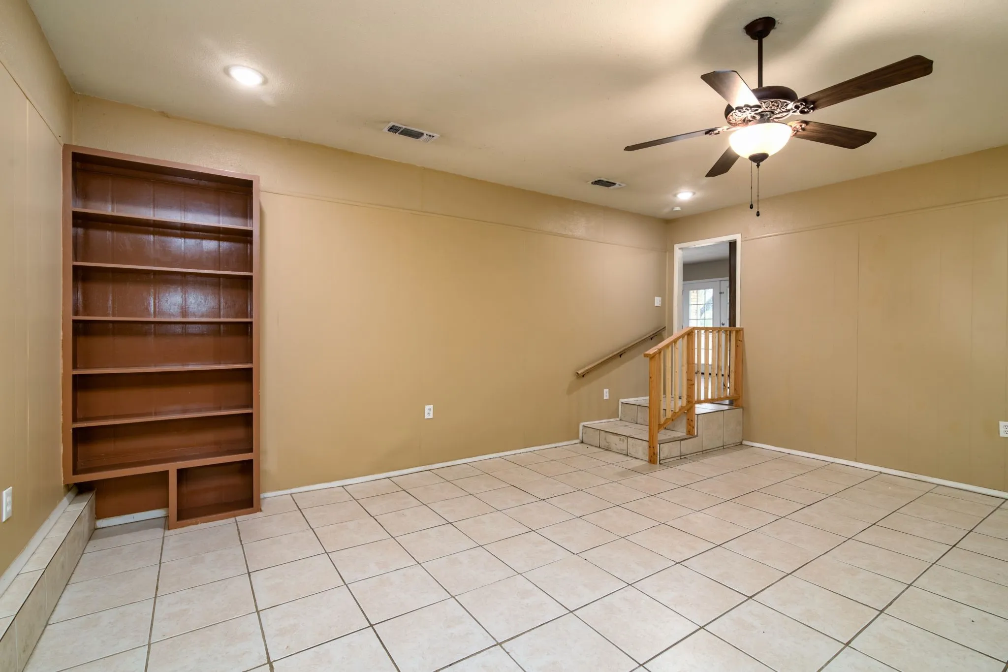 Single Family Residence For Rent in Hood County , 3800 Acton Highway, Granbury, Texas 76049, 3 Bedroom, 3 Bathroom, Garage spaces, 1,788 Sqft, built in 1964, mls#21405061, Real Estate Agent in Granbury, Homes For Rent in Hood county, Homes For Rent in Granbury, Realtor in Granbury Texas, Real Estate Brokerage Independent Realty Texas, Luminita Cordes Realtor