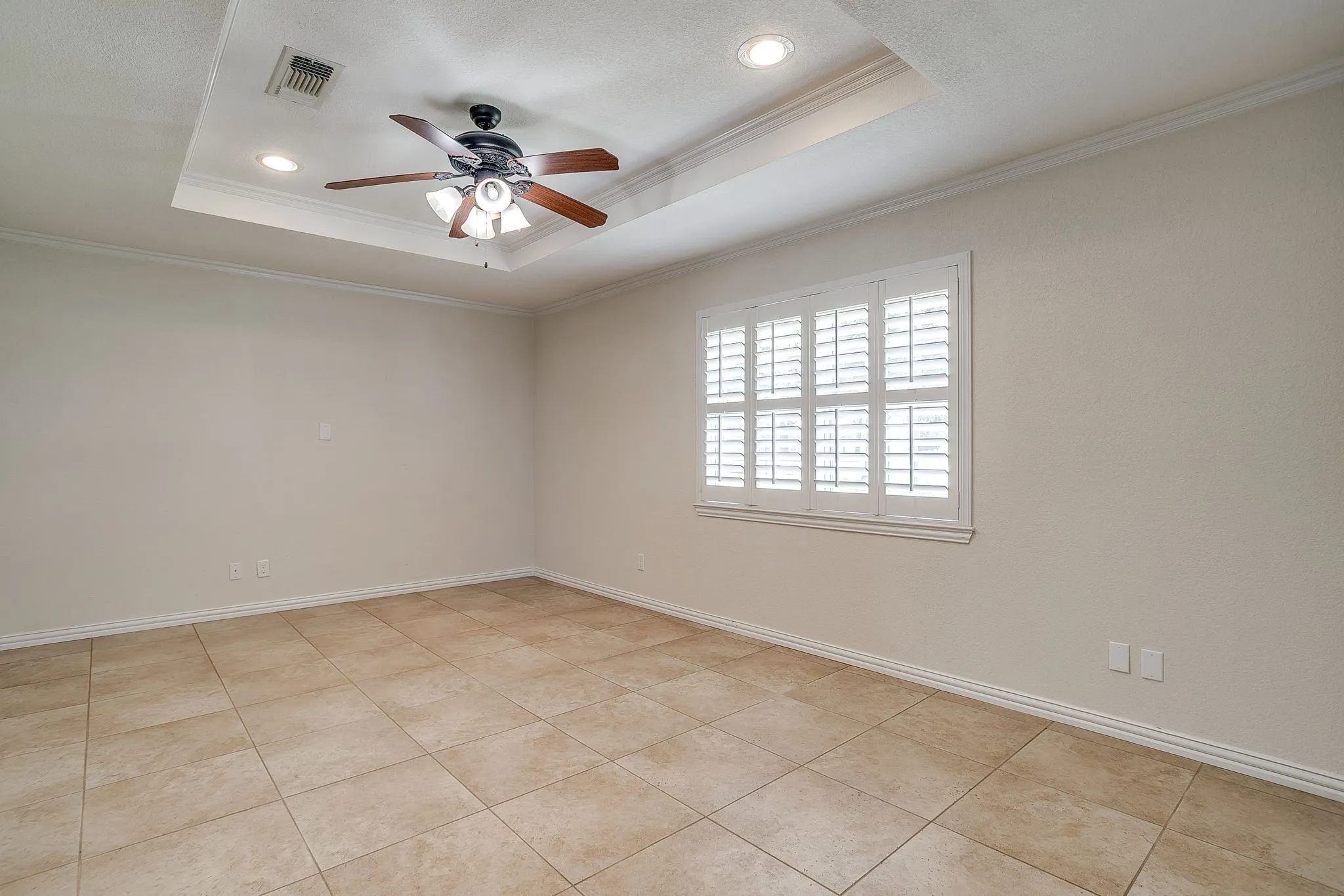 Farm For Sale in Parker County , 2196 Old Agnes Road, Weatherford, Texas 76088, 3 Bedroom, 3 Bathroom, Garage spaces, 2,700 Sqft, built in 1965, mls#21405062, Real Estate Agent in Weatherford, Homes For Sale in Parker county, Homes For Sale in Weatherford, Realtor in Weatherford Texas, Real Estate Brokerage Independent Realty Texas, Luminita Cordes Realtor