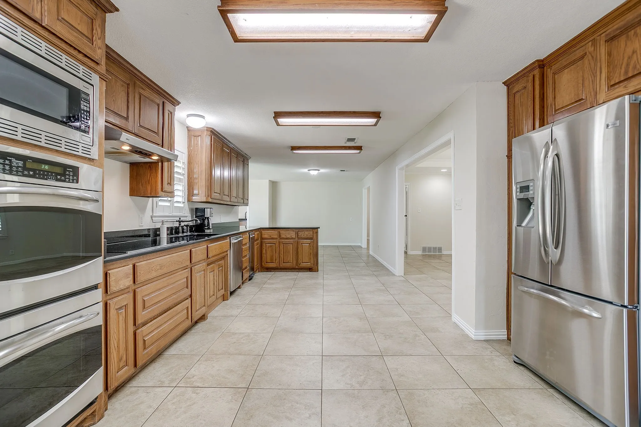 Farm For Sale in Parker County , 2196 Old Agnes Road, Weatherford, Texas 76088, 3 Bedroom, 3 Bathroom, Garage spaces, 2,700 Sqft, built in 1965, mls#21405062, Real Estate Agent in Weatherford, Homes For Sale in Parker county, Homes For Sale in Weatherford, Realtor in Weatherford Texas, Real Estate Brokerage Independent Realty Texas, Luminita Cordes Realtor