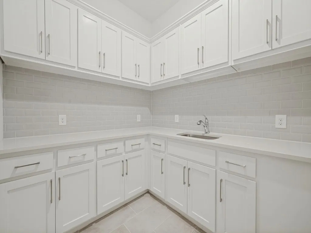 Single Family Residence For Sale in Denton County , 9901 Boulder Point Road, Little Elm, Texas 75068, 4 Bedroom, 4 Bathroom, 3 Garage spaces, 3,551 Sqft, built in 2021, mls#21401655, Real Estate Agent in Little Elm, Homes For Sale in Denton county, Homes For Sale in Little Elm, Realtor in Little Elm Texas, Real Estate Brokerage Independent Realty Texas, Luminita Cordes Realtor