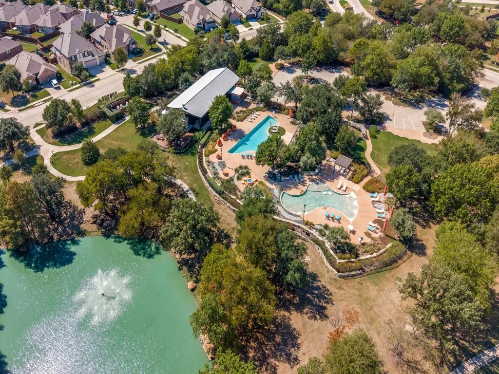 Single Family Residence For Sale in Denton County , 9901 Boulder Point Road, Little Elm, Texas 75068, 4 Bedroom, 4 Bathroom, 3 Garage spaces, 3,551 Sqft, built in 2021, mls#21401655, Real Estate Agent in Little Elm, Homes For Sale in Denton county, Homes For Sale in Little Elm, Realtor in Little Elm Texas, Real Estate Brokerage Independent Realty Texas, Luminita Cordes Realtor