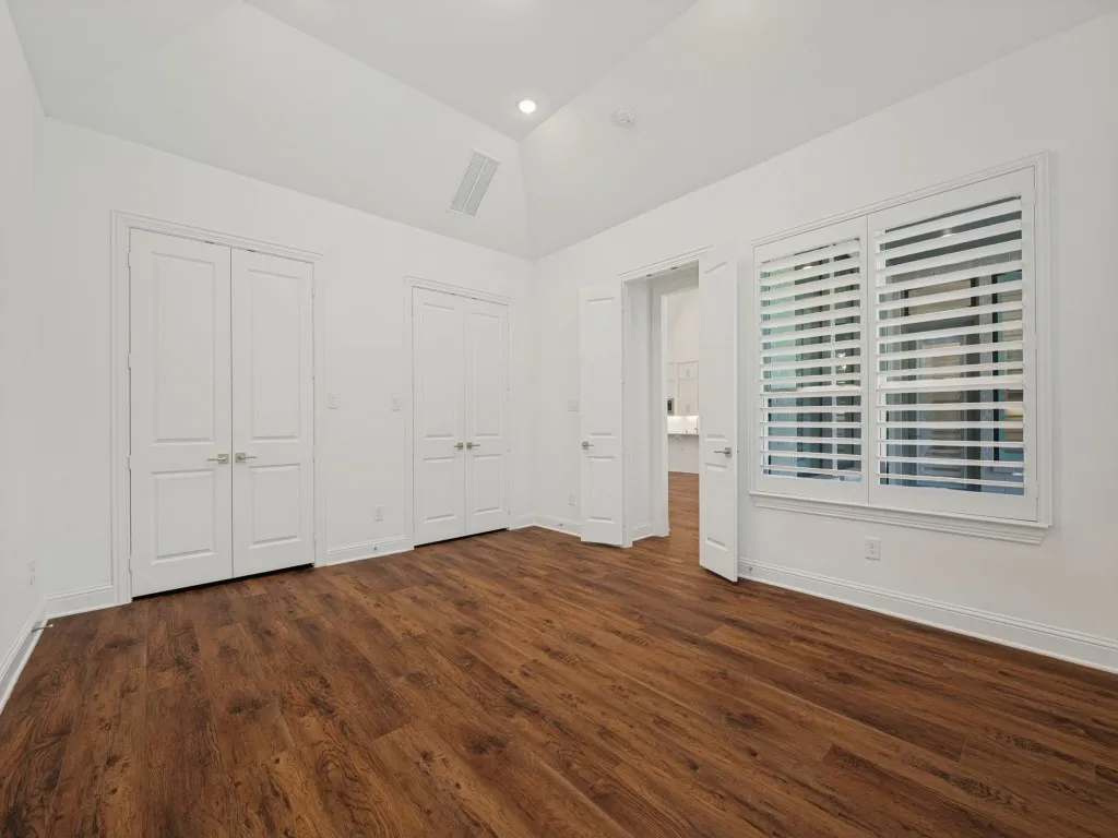 Single Family Residence For Sale in Denton County , 9901 Boulder Point Road, Little Elm, Texas 75068, 4 Bedroom, 4 Bathroom, 3 Garage spaces, 3,551 Sqft, built in 2021, mls#21401655, Real Estate Agent in Little Elm, Homes For Sale in Denton county, Homes For Sale in Little Elm, Realtor in Little Elm Texas, Real Estate Brokerage Independent Realty Texas, Luminita Cordes Realtor