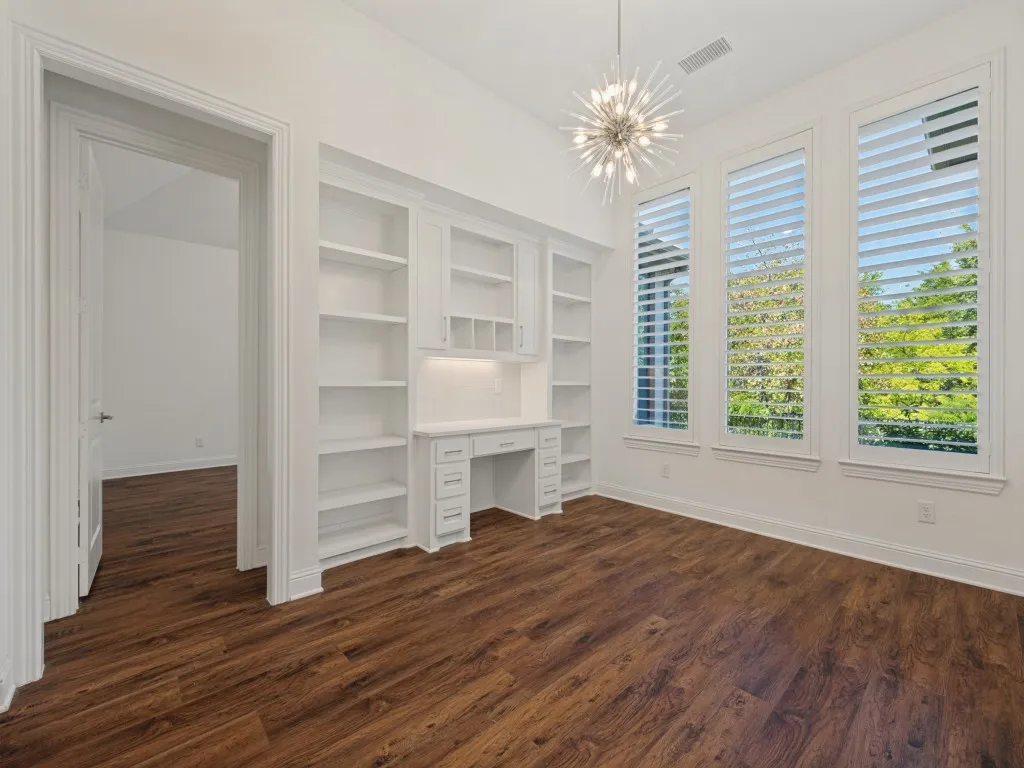 Single Family Residence For Sale in Denton County , 9901 Boulder Point Road, Little Elm, Texas 75068, 4 Bedroom, 4 Bathroom, 3 Garage spaces, 3,551 Sqft, built in 2021, mls#21401655, Real Estate Agent in Little Elm, Homes For Sale in Denton county, Homes For Sale in Little Elm, Realtor in Little Elm Texas, Real Estate Brokerage Independent Realty Texas, Luminita Cordes Realtor