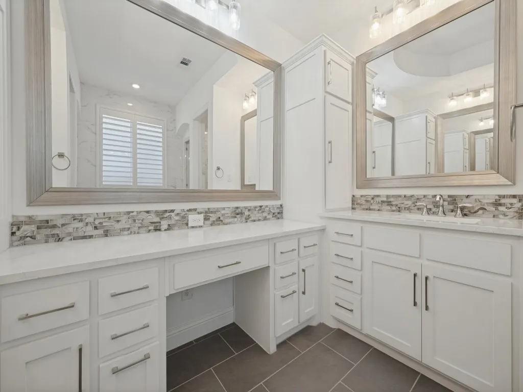Single Family Residence For Sale in Denton County , 9901 Boulder Point Road, Little Elm, Texas 75068, 4 Bedroom, 4 Bathroom, 3 Garage spaces, 3,551 Sqft, built in 2021, mls#21401655, Real Estate Agent in Little Elm, Homes For Sale in Denton county, Homes For Sale in Little Elm, Realtor in Little Elm Texas, Real Estate Brokerage Independent Realty Texas, Luminita Cordes Realtor