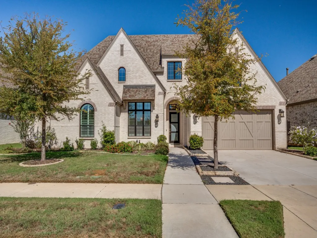 Single Family Residence For Sale in Denton County , 9901 Boulder Point Road, Little Elm, Texas 75068, 4 Bedroom, 4 Bathroom, 3 Garage spaces, 3,551 Sqft, built in 2021, mls#21401655, Real Estate Agent in Little Elm, Homes For Sale in Denton county, Homes For Sale in Little Elm, Realtor in Little Elm Texas, Real Estate Brokerage Independent Realty Texas, Luminita Cordes Realtor