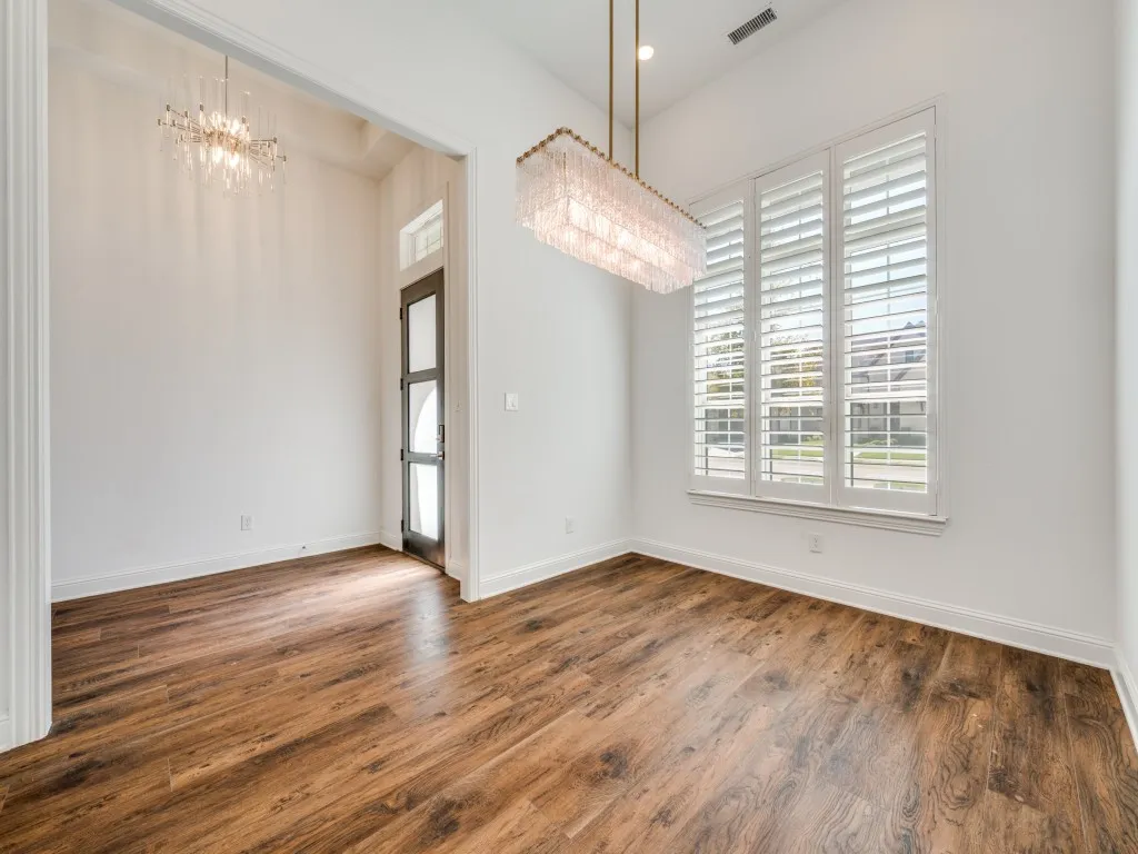 Single Family Residence For Sale in Denton County , 9901 Boulder Point Road, Little Elm, Texas 75068, 4 Bedroom, 4 Bathroom, 3 Garage spaces, 3,551 Sqft, built in 2021, mls#21401655, Real Estate Agent in Little Elm, Homes For Sale in Denton county, Homes For Sale in Little Elm, Realtor in Little Elm Texas, Real Estate Brokerage Independent Realty Texas, Luminita Cordes Realtor