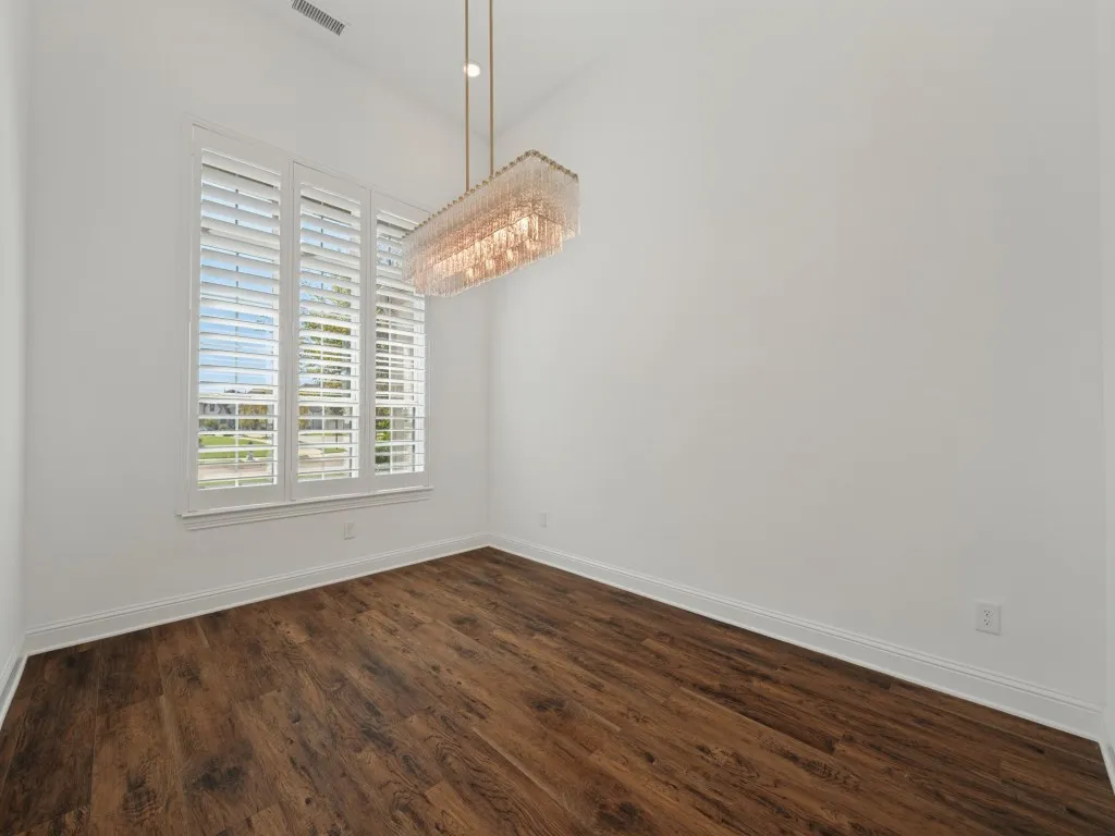 Single Family Residence For Sale in Denton County , 9901 Boulder Point Road, Little Elm, Texas 75068, 4 Bedroom, 4 Bathroom, 3 Garage spaces, 3,551 Sqft, built in 2021, mls#21401655, Real Estate Agent in Little Elm, Homes For Sale in Denton county, Homes For Sale in Little Elm, Realtor in Little Elm Texas, Real Estate Brokerage Independent Realty Texas, Luminita Cordes Realtor