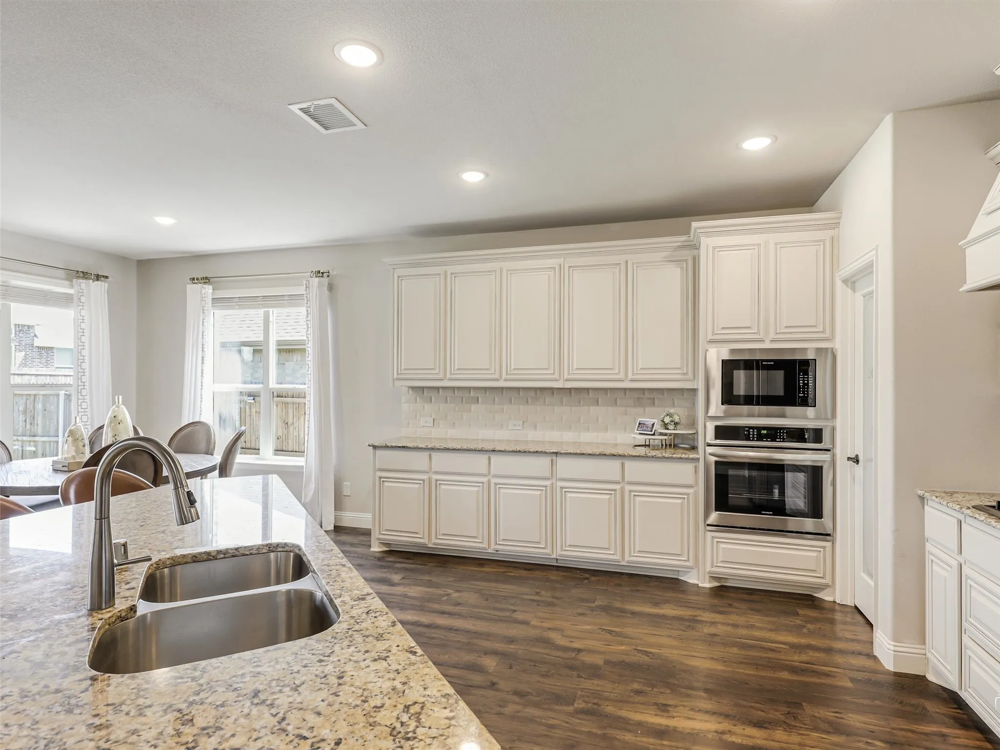 Single Family Residence For Rent in Collin County , 1216 Tree Shadow Lane, Anna, Texas 75409, 4 Bedroom, 3 Bathroom, 3 Garage spaces, 3,034 Sqft, built in 2022, mls#21405007, Real Estate Agent in Anna, Homes For Rent in Collin county, Homes For Rent in Anna, Realtor in Anna Texas, Real Estate Brokerage Independent Realty Texas, Luminita Cordes Realtor