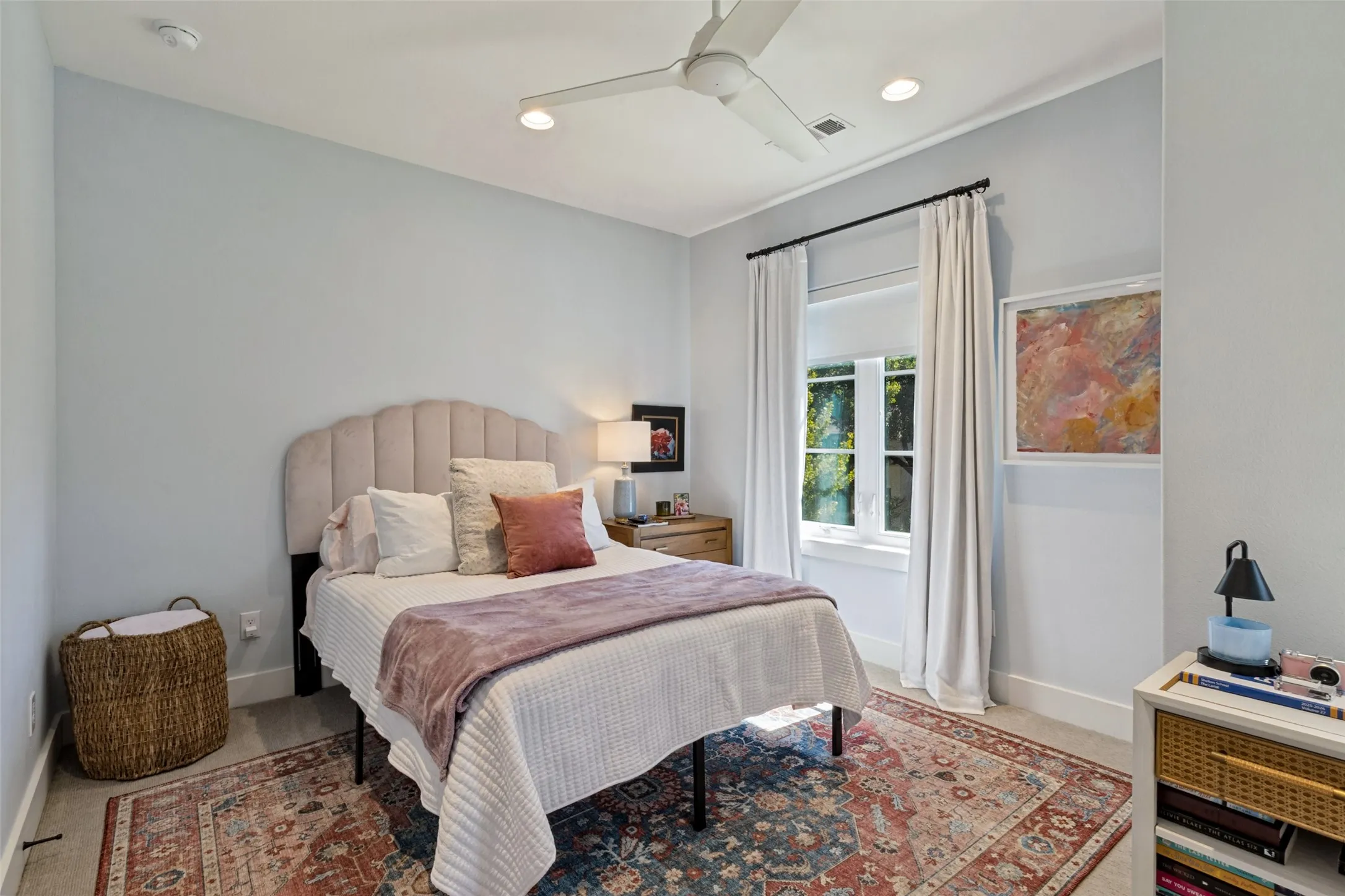 Single Family Residence For Sale in Dallas County , 5613 Ellsworth Avenue, Dallas, Texas 75206, 3 Bedroom, 4 Bathroom, 2 Garage spaces, 2,697 Sqft, built in 2020, mls#21404842, Real Estate Agent in Dallas, Homes For Sale in Dallas county, Homes For Sale in Dallas, Realtor in Dallas Texas, Real Estate Brokerage Independent Realty Texas, Luminita Cordes Realtor