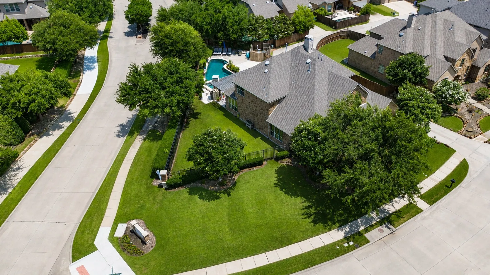 Single Family Residence For Sale in Collin County , 864 Willow Winds Street, Allen, Texas 75013, 5 Bedroom, 4 Bathroom, 3 Garage spaces, 3,881 Sqft, built in 2010, mls#21405075, Real Estate Agent in Allen, Homes For Sale in Collin county, Homes For Sale in Allen, Realtor in Allen Texas, Real Estate Brokerage Independent Realty Texas, Luminita Cordes Realtor