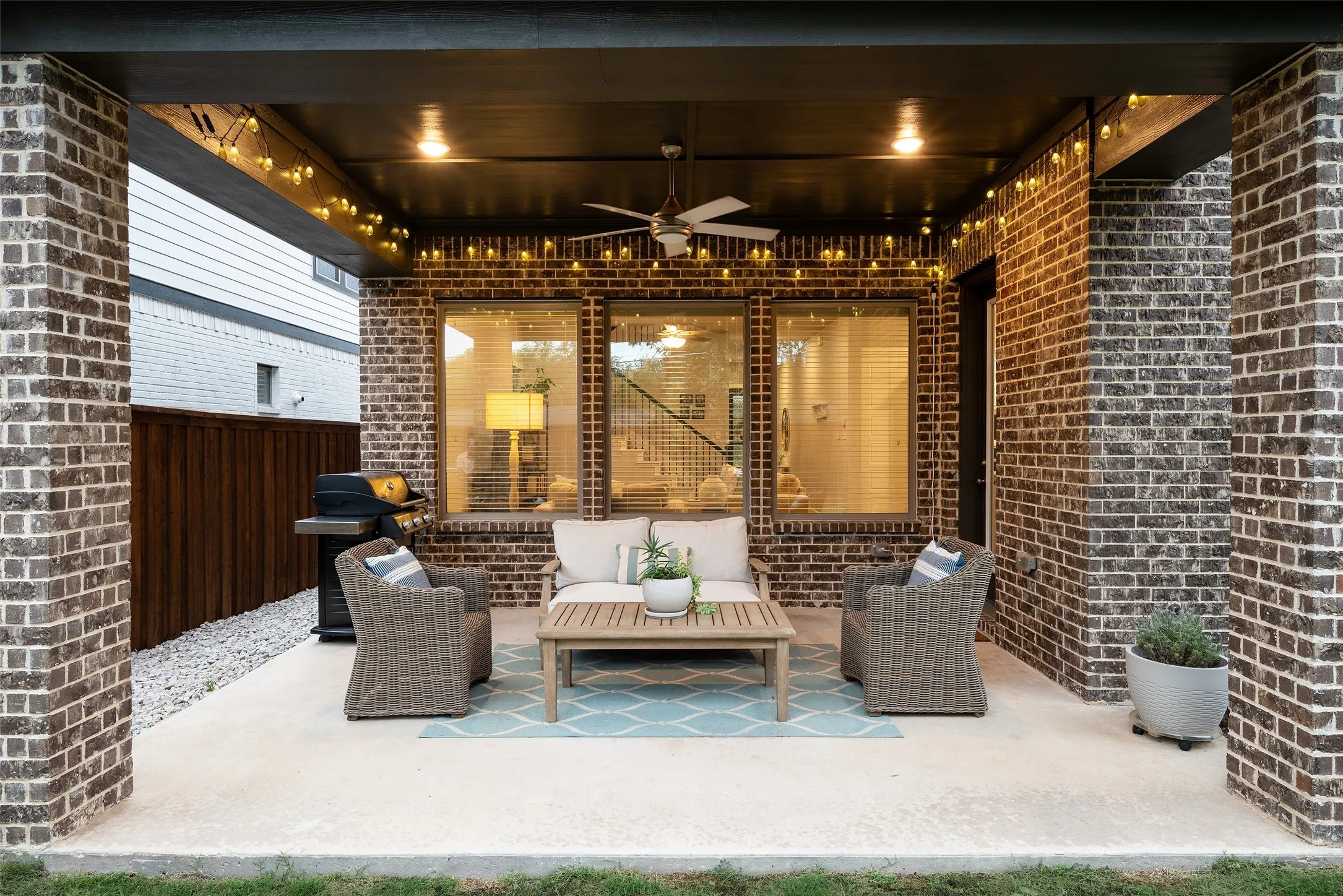 Single Family Residence For Rent in Dallas County , 3436 Evening Petal Lane, Dallas, Texas 75229, 4 Bedroom, 4 Bathroom, 2 Garage spaces, 2,597 Sqft, built in 2021, mls#21405053, Real Estate Agent in Dallas, Homes For Rent in Dallas county, Homes For Rent in Dallas, Realtor in Dallas Texas, Real Estate Brokerage Independent Realty Texas, Luminita Cordes Realtor