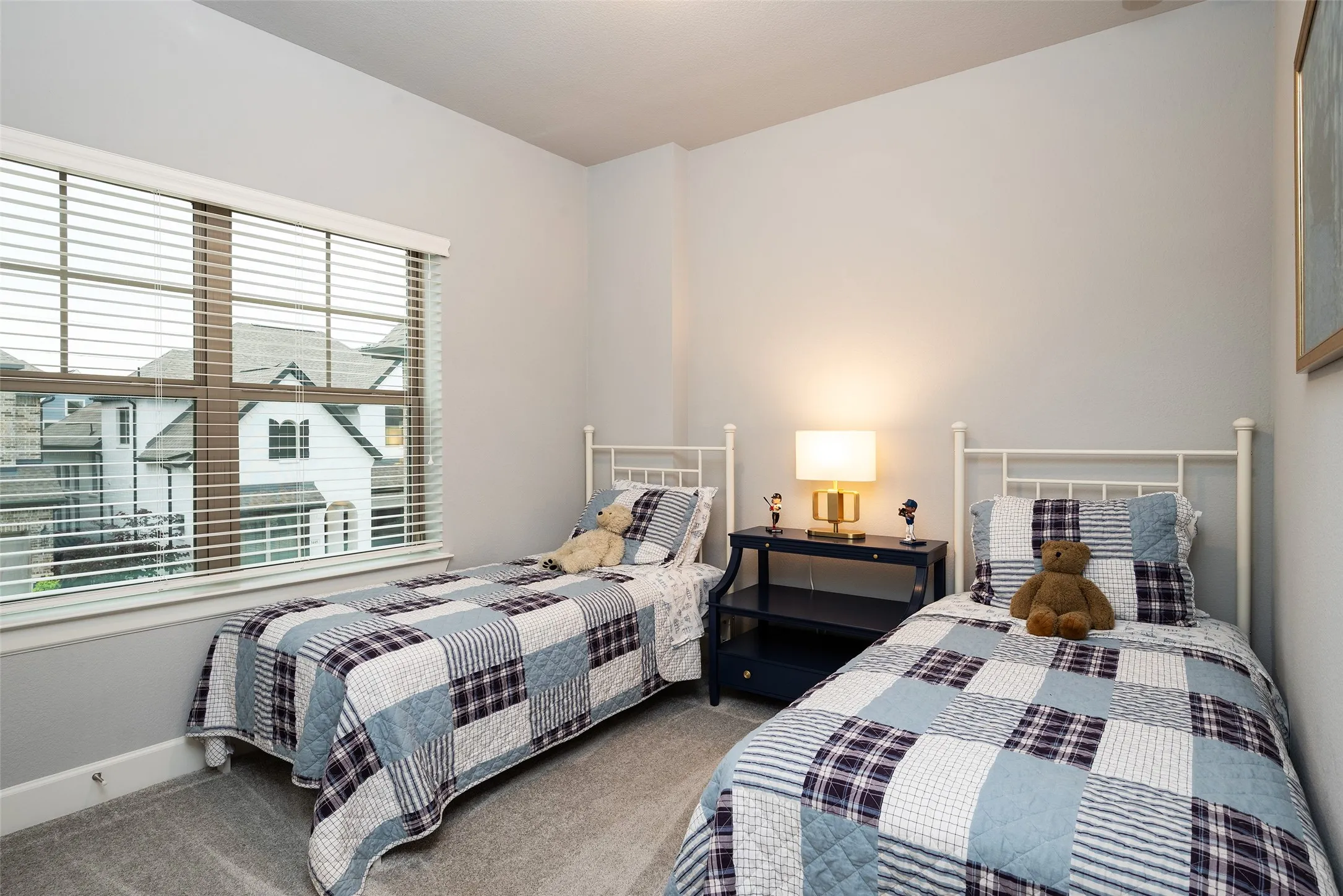 Single Family Residence For Rent in Dallas County , 3436 Evening Petal Lane, Dallas, Texas 75229, 4 Bedroom, 4 Bathroom, 2 Garage spaces, 2,597 Sqft, built in 2021, mls#21405053, Real Estate Agent in Dallas, Homes For Rent in Dallas county, Homes For Rent in Dallas, Realtor in Dallas Texas, Real Estate Brokerage Independent Realty Texas, Luminita Cordes Realtor
