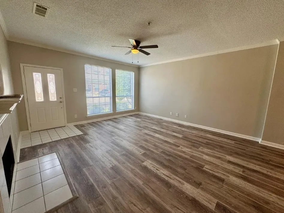 Townhouse For Rent in Collin County , 3500 E Park Boulevard 18, Plano, Texas 75074, 3 Bedroom, 2 Bathroom, Garage spaces, 8,092 Sqft, built in 1994, mls#21404850, Real Estate Agent in Plano, Homes For Rent in Collin county, Homes For Rent in Plano, Realtor in Plano Texas, Real Estate Brokerage Independent Realty Texas, Luminita Cordes Realtor