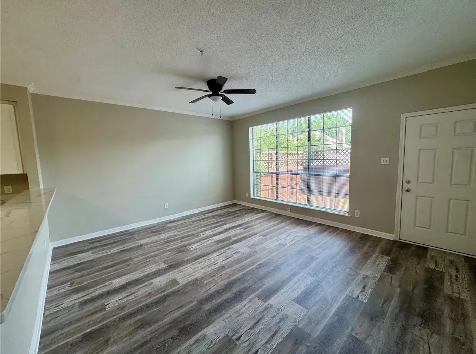 Townhouse For Rent in Collin County , 3500 E Park Boulevard 18, Plano, Texas 75074, 3 Bedroom, 2 Bathroom, Garage spaces, 8,092 Sqft, built in 1994, mls#21404850, Real Estate Agent in Plano, Homes For Rent in Collin county, Homes For Rent in Plano, Realtor in Plano Texas, Real Estate Brokerage Independent Realty Texas, Luminita Cordes Realtor
