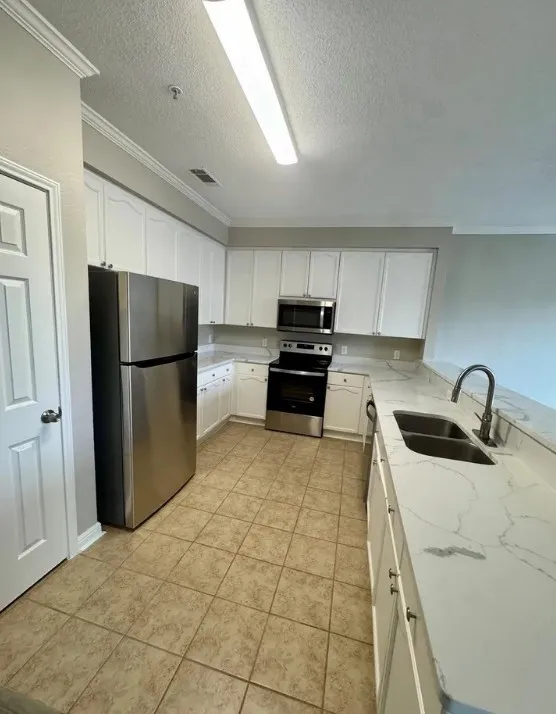 Townhouse For Rent in Collin County , 3500 E Park Boulevard 18, Plano, Texas 75074, 3 Bedroom, 2 Bathroom, Garage spaces, 8,092 Sqft, built in 1994, mls#21404850, Real Estate Agent in Plano, Homes For Rent in Collin county, Homes For Rent in Plano, Realtor in Plano Texas, Real Estate Brokerage Independent Realty Texas, Luminita Cordes Realtor