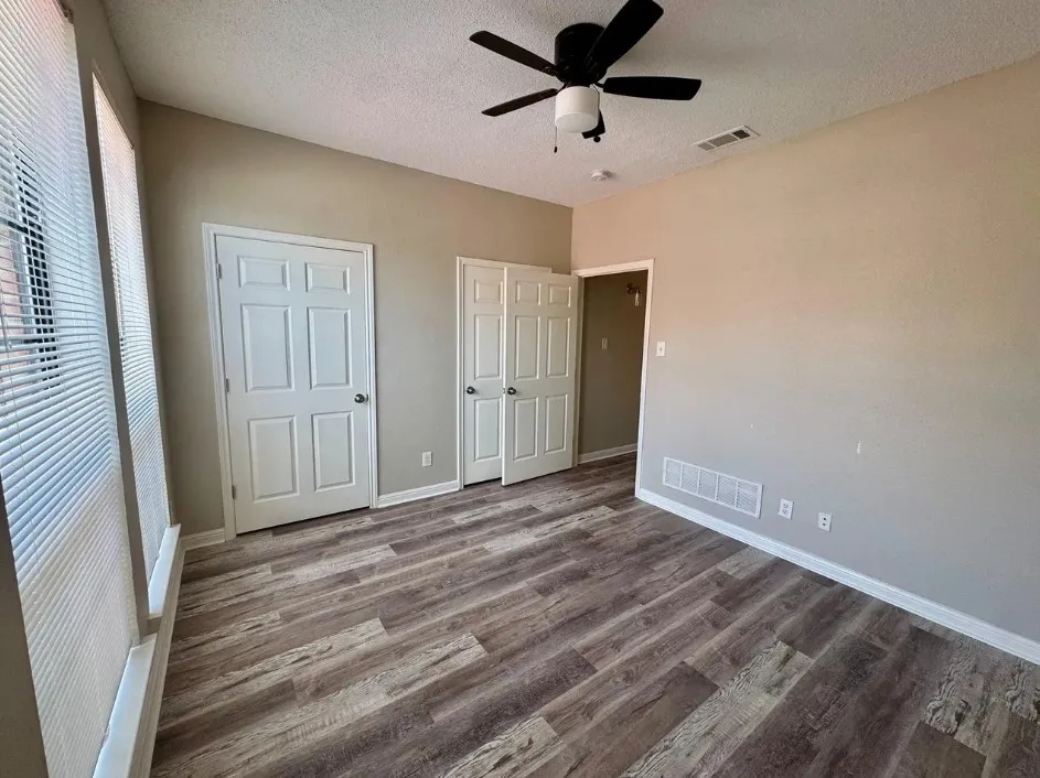 Townhouse For Rent in Collin County , 3500 E Park Boulevard 18, Plano, Texas 75074, 3 Bedroom, 2 Bathroom, Garage spaces, 8,092 Sqft, built in 1994, mls#21404850, Real Estate Agent in Plano, Homes For Rent in Collin county, Homes For Rent in Plano, Realtor in Plano Texas, Real Estate Brokerage Independent Realty Texas, Luminita Cordes Realtor