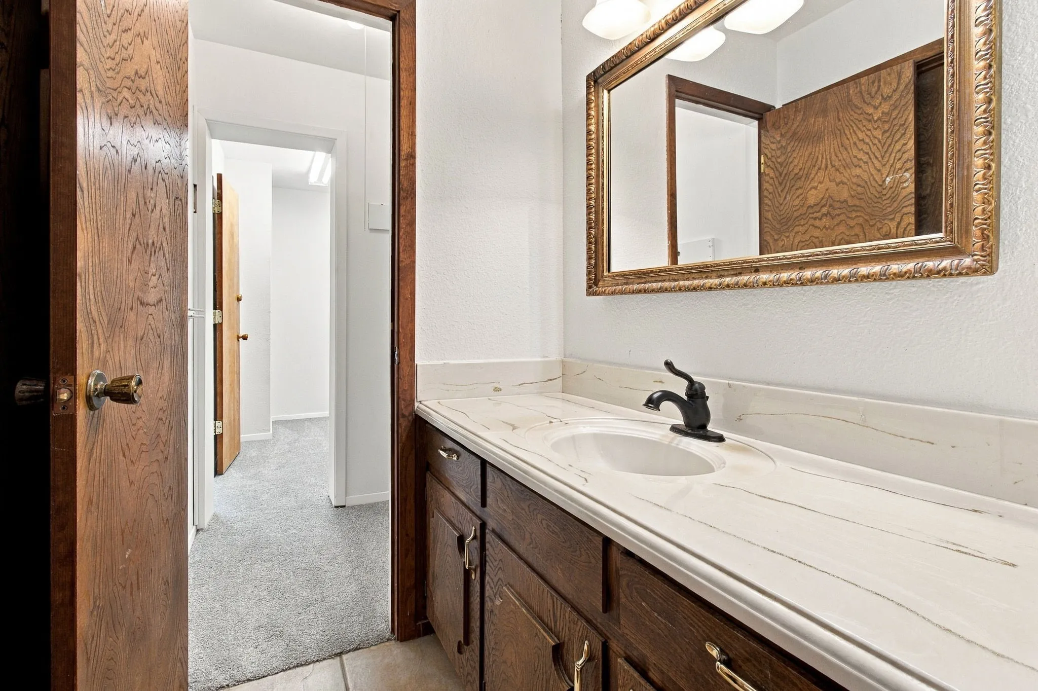 Single Family Residence For Rent in Tarrant County , 1914 Roosevelt Drive, Pantego, Texas 76013, 4 Bedroom, 3 Bathroom, 2 Garage spaces, 2,342 Sqft, built in 1974, mls#21405089, Real Estate Agent in Pantego, Homes For Rent in Tarrant county, Homes For Rent in Pantego, Realtor in Pantego Texas, Real Estate Brokerage Independent Realty Texas, Luminita Cordes Realtor