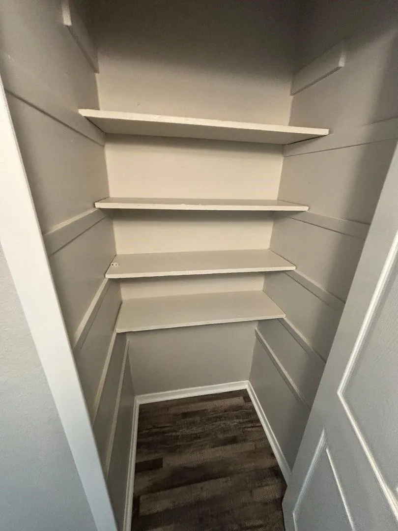 Single Family Residence For Rent in Dallas County , 2522 Cunningham Street, Irving, Texas 75062, 4 Bedroom, 3 Bathroom, Garage spaces, 1,862 Sqft, built in 1961, mls#21405077, Real Estate Agent in Irving, Homes For Rent in Dallas county, Homes For Rent in Irving, Realtor in Irving Texas, Real Estate Brokerage Independent Realty Texas, Luminita Cordes Realtor