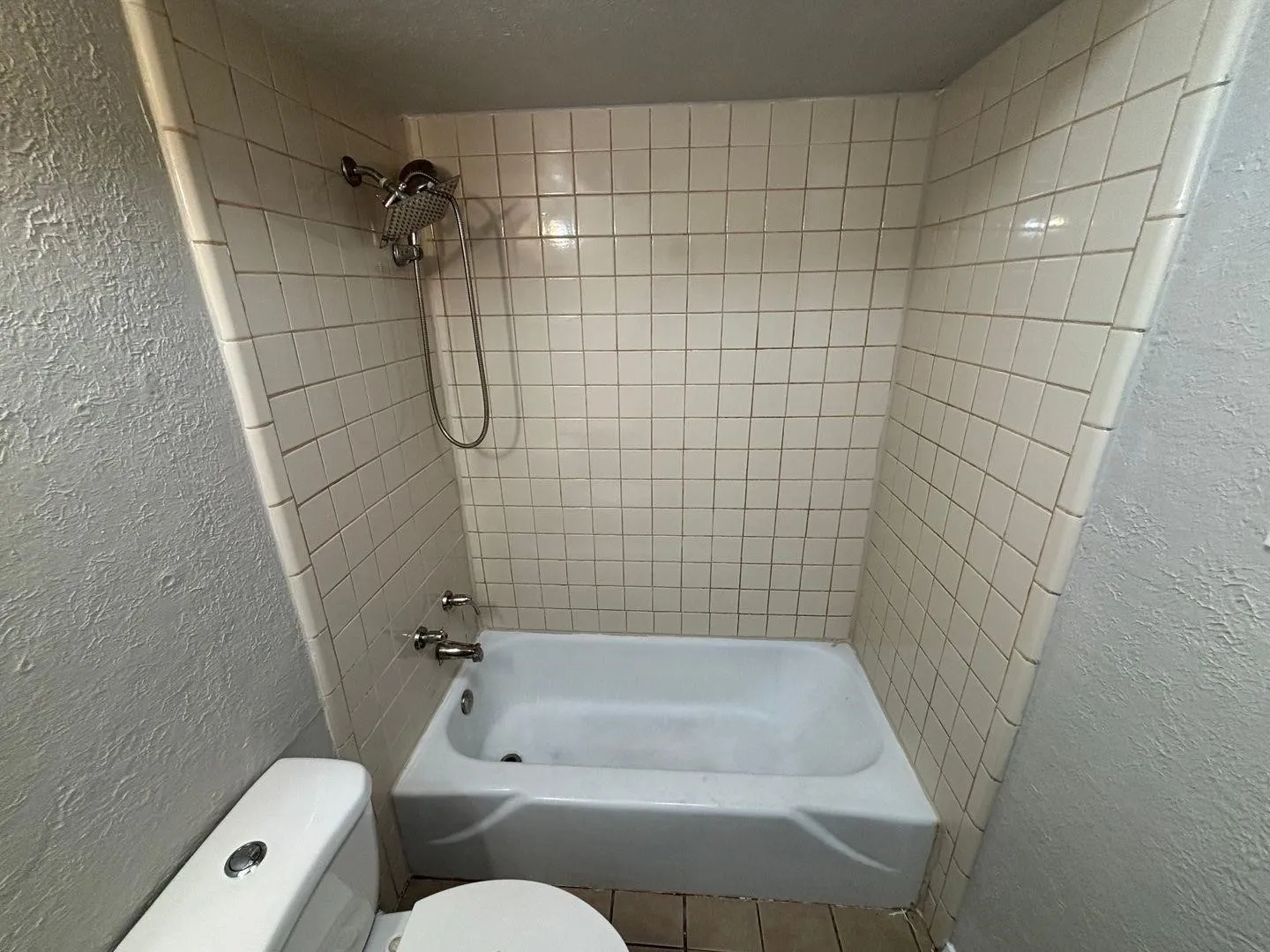 Single Family Residence For Rent in Dallas County , 2522 Cunningham Street, Irving, Texas 75062, 4 Bedroom, 3 Bathroom, Garage spaces, 1,862 Sqft, built in 1961, mls#21405077, Real Estate Agent in Irving, Homes For Rent in Dallas county, Homes For Rent in Irving, Realtor in Irving Texas, Real Estate Brokerage Independent Realty Texas, Luminita Cordes Realtor