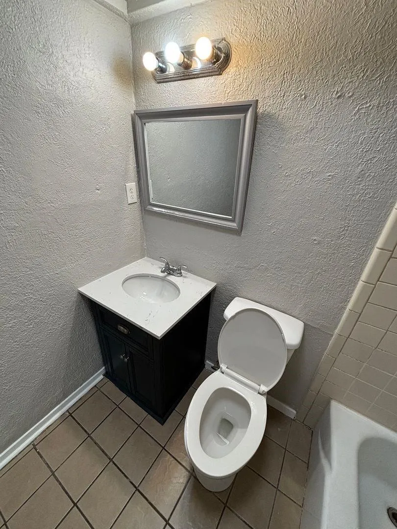 Single Family Residence For Rent in Dallas County , 2522 Cunningham Street, Irving, Texas 75062, 4 Bedroom, 3 Bathroom, Garage spaces, 1,862 Sqft, built in 1961, mls#21405077, Real Estate Agent in Irving, Homes For Rent in Dallas county, Homes For Rent in Irving, Realtor in Irving Texas, Real Estate Brokerage Independent Realty Texas, Luminita Cordes Realtor