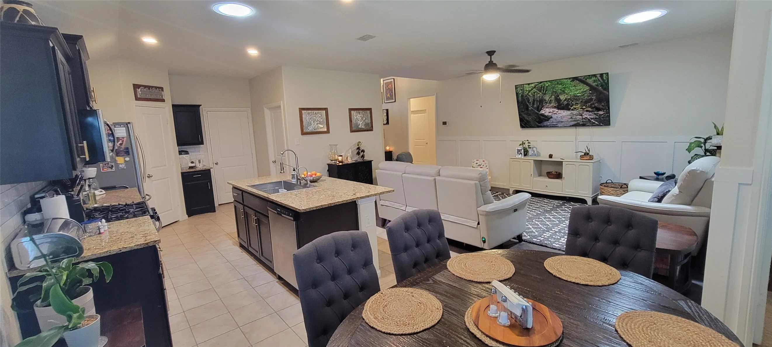 Single Family Residence For Rent in Tarrant County , 10017 Clemmons Road, Fort Worth, Texas 76108, 4 Bedroom, 2 Bathroom, 2 Garage spaces, 1,772 Sqft, built in 2019, mls#21405095, Real Estate Agent in Fort Worth, Homes For Rent in Tarrant county, Homes For Rent in Fort Worth, Realtor in Fort Worth Texas, Real Estate Brokerage Independent Realty Texas, Luminita Cordes Realtor