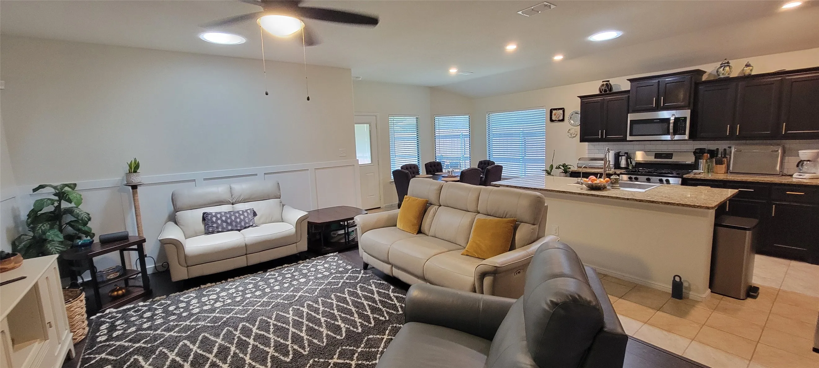 Single Family Residence For Rent in Tarrant County , 10017 Clemmons Road, Fort Worth, Texas 76108, 4 Bedroom, 2 Bathroom, 2 Garage spaces, 1,772 Sqft, built in 2019, mls#21405095, Real Estate Agent in Fort Worth, Homes For Rent in Tarrant county, Homes For Rent in Fort Worth, Realtor in Fort Worth Texas, Real Estate Brokerage Independent Realty Texas, Luminita Cordes Realtor