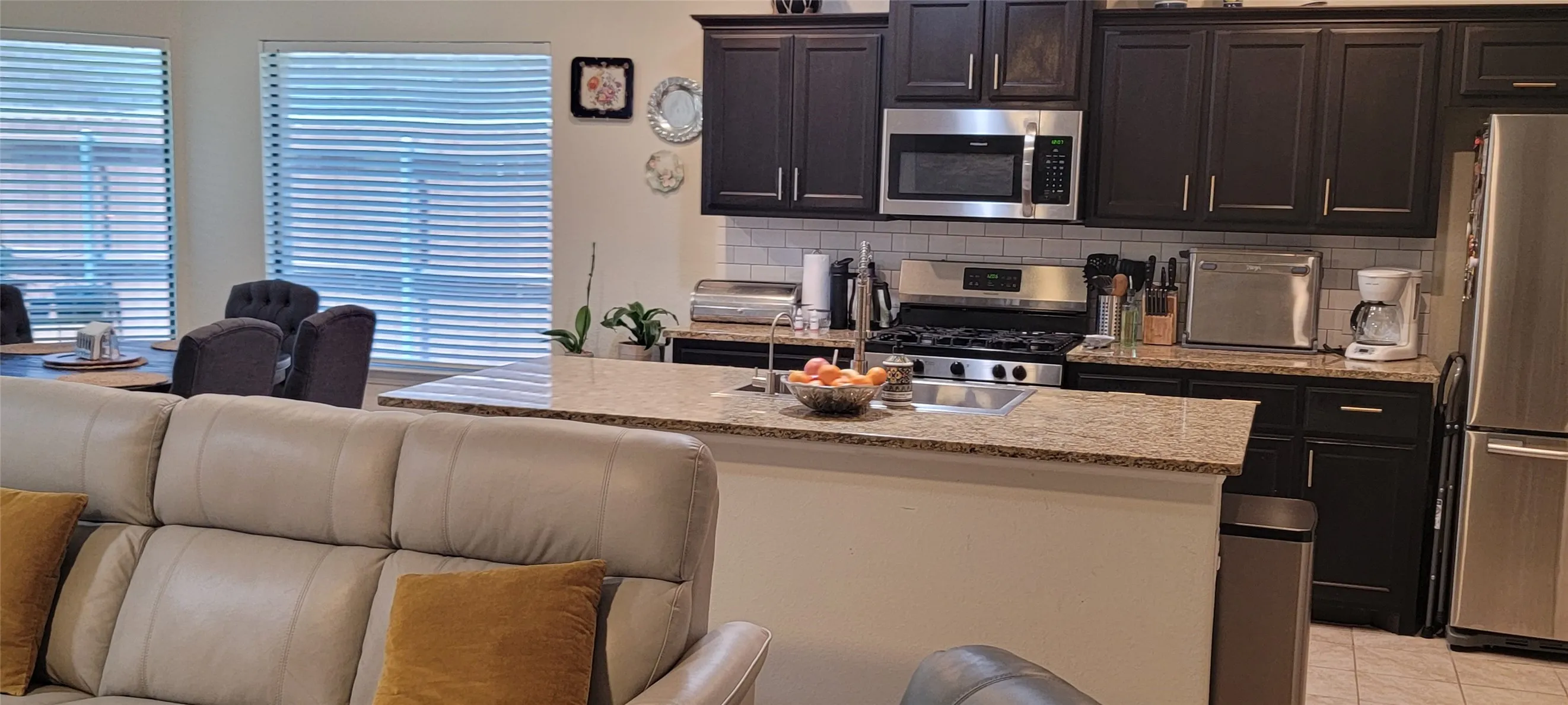 Single Family Residence For Rent in Tarrant County , 10017 Clemmons Road, Fort Worth, Texas 76108, 4 Bedroom, 2 Bathroom, 2 Garage spaces, 1,772 Sqft, built in 2019, mls#21405095, Real Estate Agent in Fort Worth, Homes For Rent in Tarrant county, Homes For Rent in Fort Worth, Realtor in Fort Worth Texas, Real Estate Brokerage Independent Realty Texas, Luminita Cordes Realtor