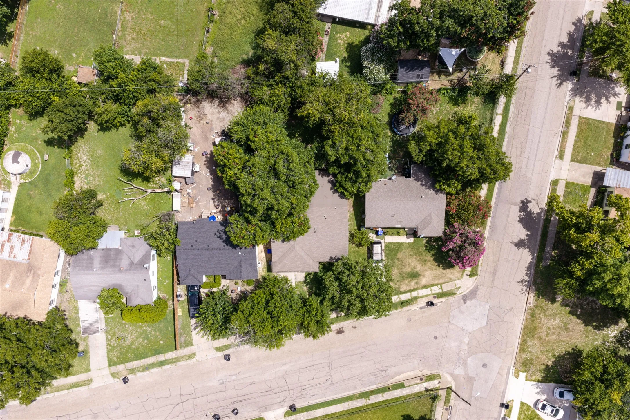 Single Family Residence For Sale in Mc Lennan County , 1924 Connally Street, Waco, Texas 76711, 3 Bedroom, 2 Bathroom, Garage spaces, 1,748 Sqft, built in 1953, mls#21405097, Real Estate Agent in Waco, Homes For Sale in Mc Lennan county, Homes For Sale in Waco, Realtor in Waco Texas, Real Estate Brokerage Independent Realty Texas, Luminita Cordes Realtor