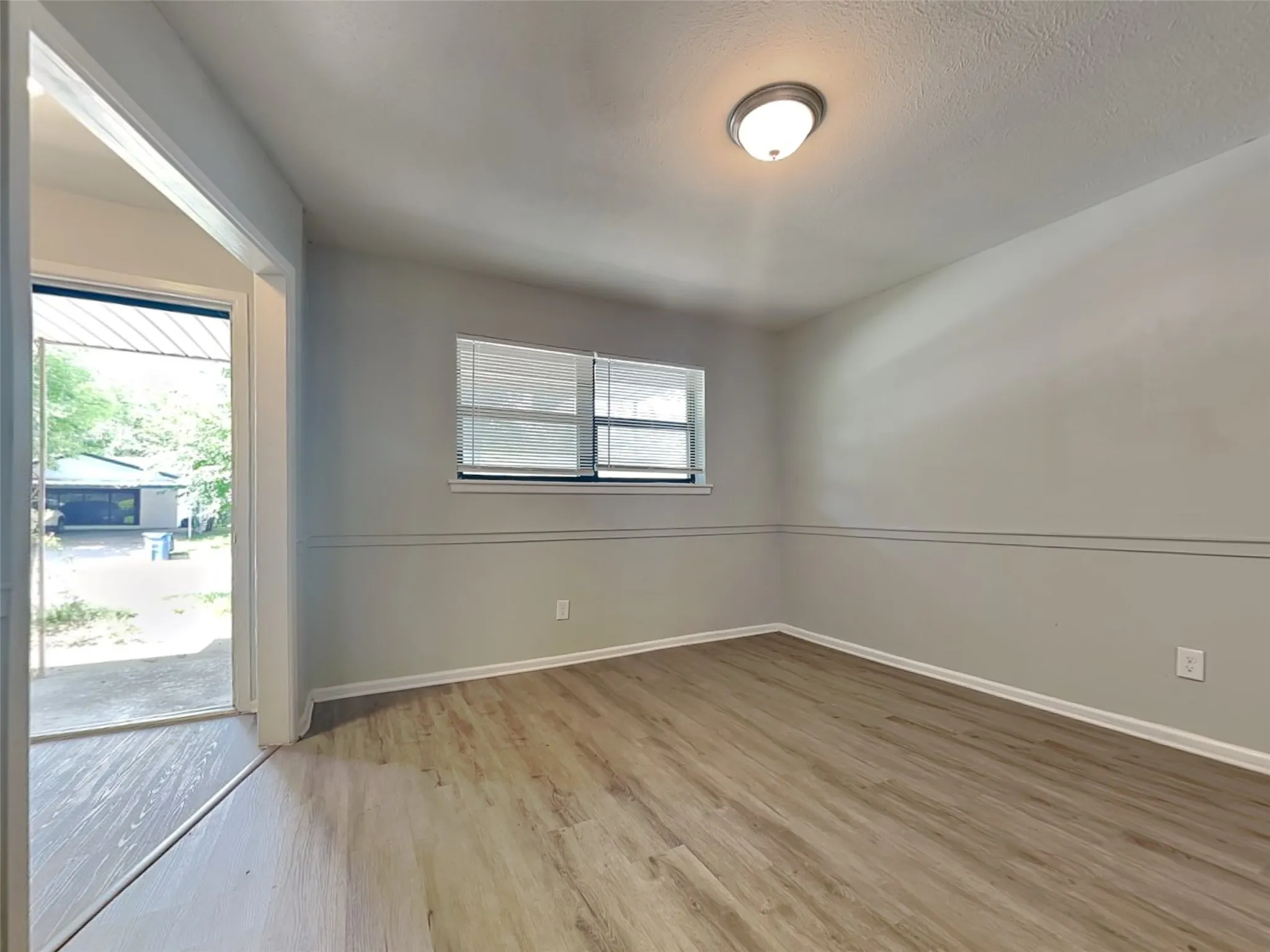 Single Family Residence For Rent in Tarrant County , 605 Thompson Drive, Saginaw, Texas 76179, 3 Bedroom, 2 Bathroom, 2 Garage spaces, 1,292 Sqft, built in 1965, mls#21405085, Real Estate Agent in Saginaw, Homes For Rent in Tarrant county, Homes For Rent in Saginaw, Realtor in Saginaw Texas, Real Estate Brokerage Independent Realty Texas, Luminita Cordes Realtor
