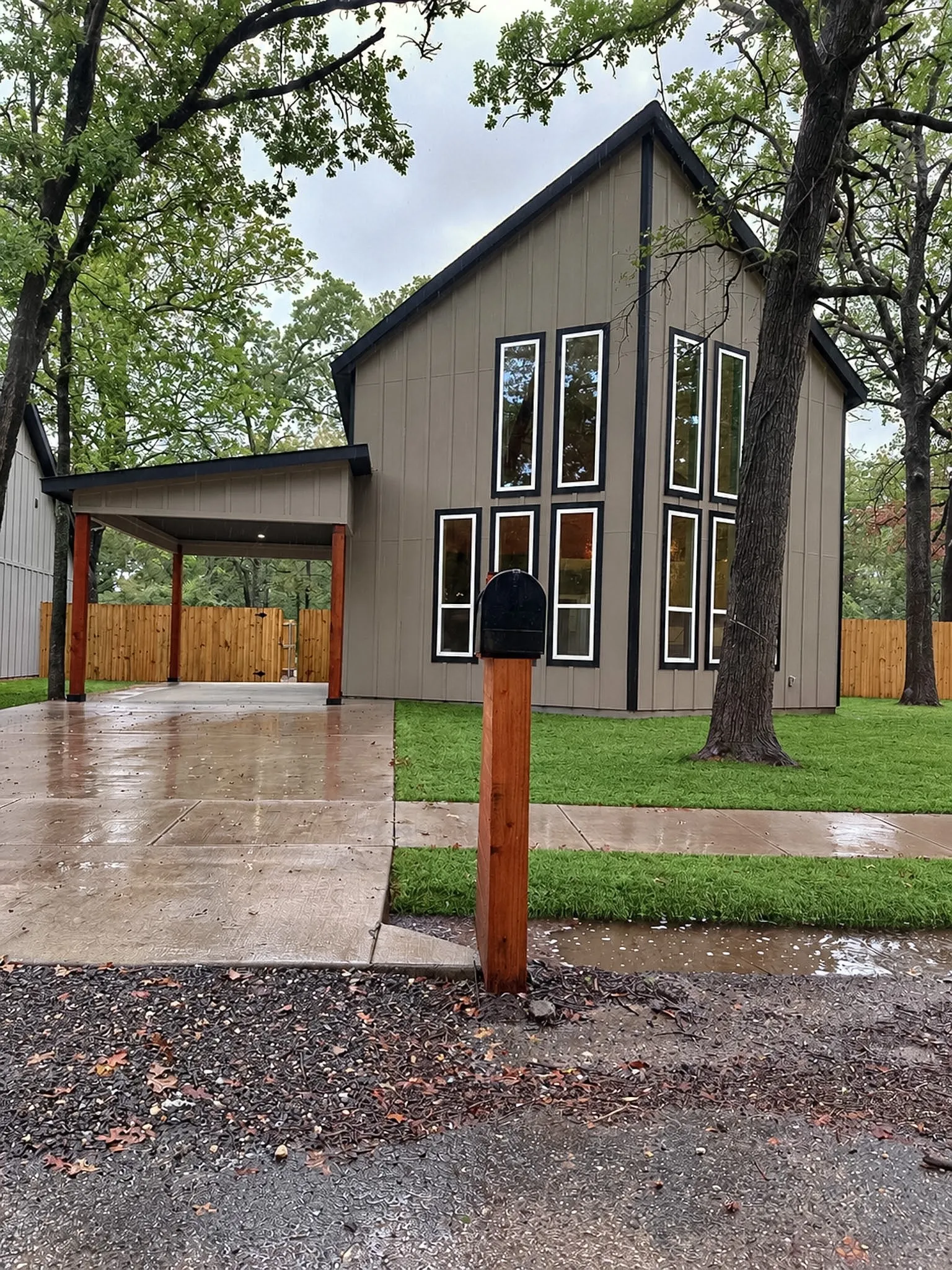 Single Family Residence For Sale in Hunt County , 199 SEAGROVE Lane, Quinlan, Texas 75474, 3 Bedroom, 2 Bathroom, Garage spaces, 1,307 Sqft, built in 2026, mls#21404820, Real Estate Agent in Quinlan, Homes For Sale in Hunt county, Homes For Sale in Quinlan, Realtor in Quinlan Texas, Real Estate Brokerage Independent Realty Texas, Luminita Cordes Realtor